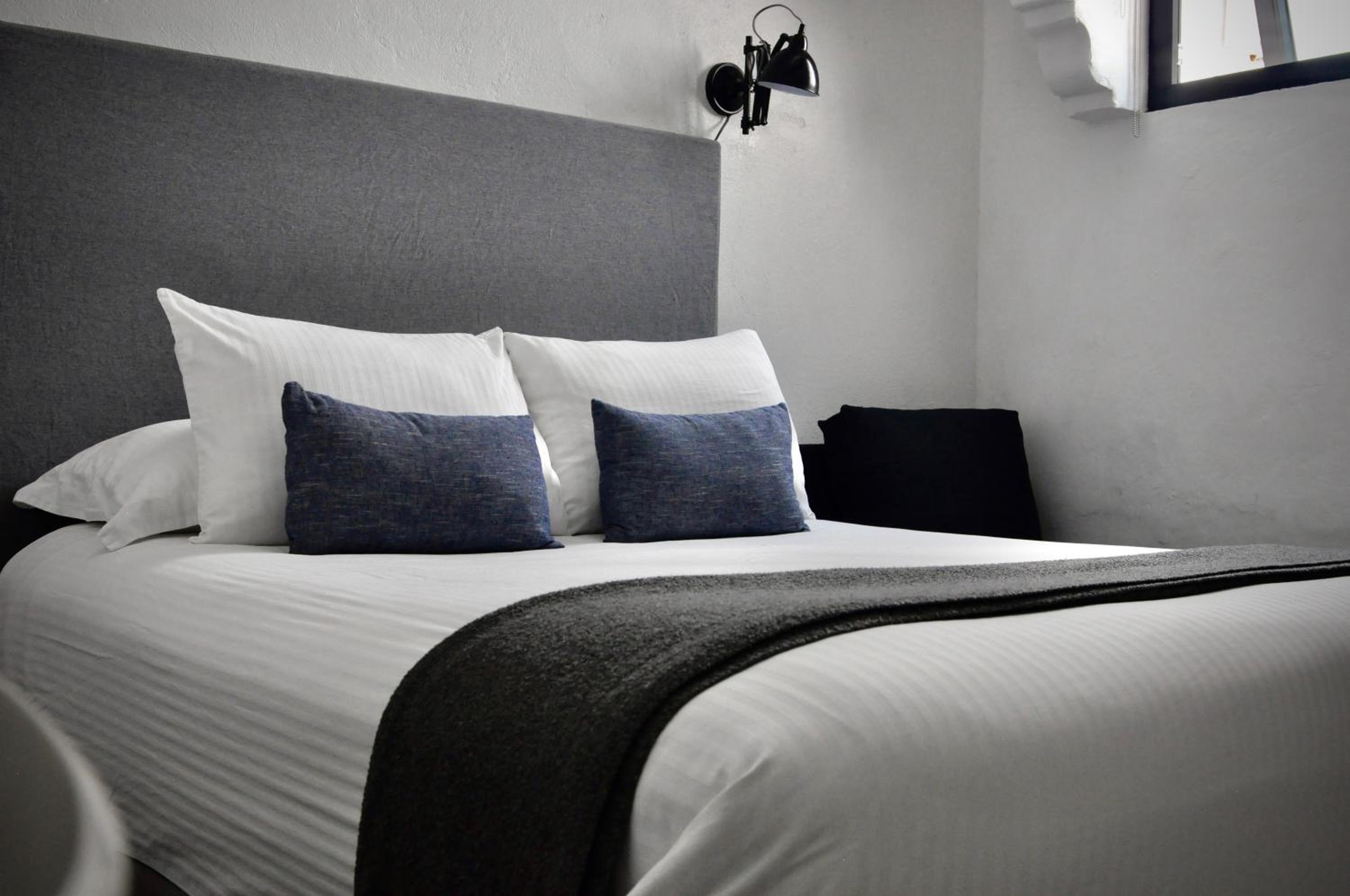 Standard Double Room photo 3