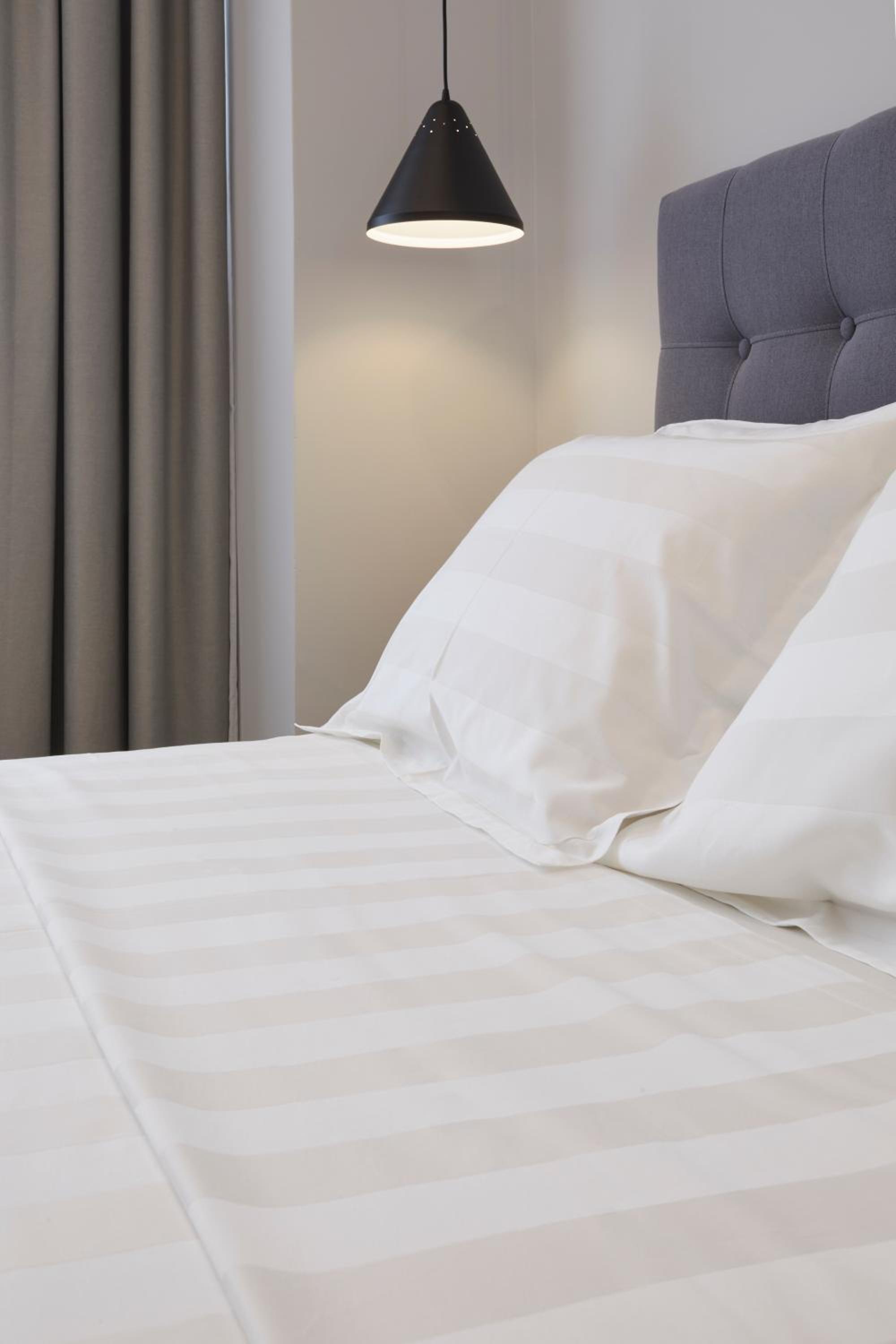 Superior Double Room with Urban View photo 2