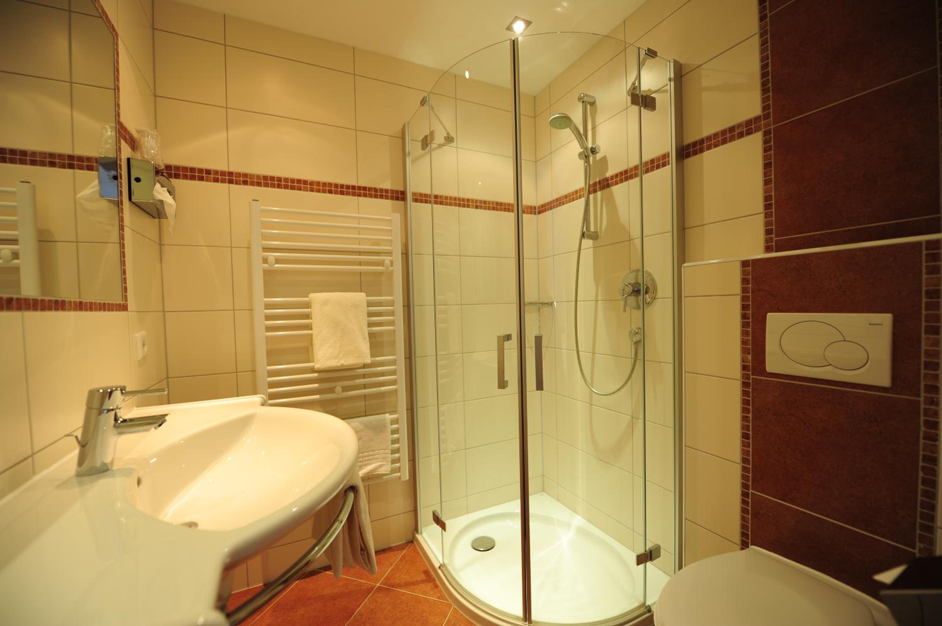 Single Room photo 3