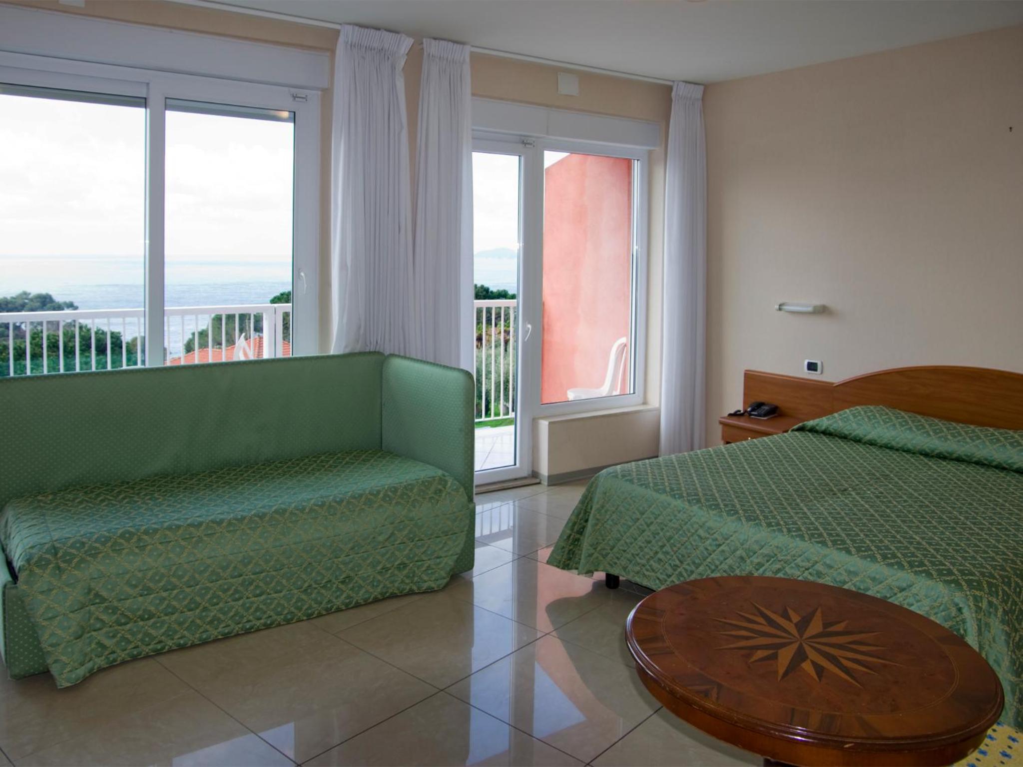 Triple Room with Sea View - Photo 1