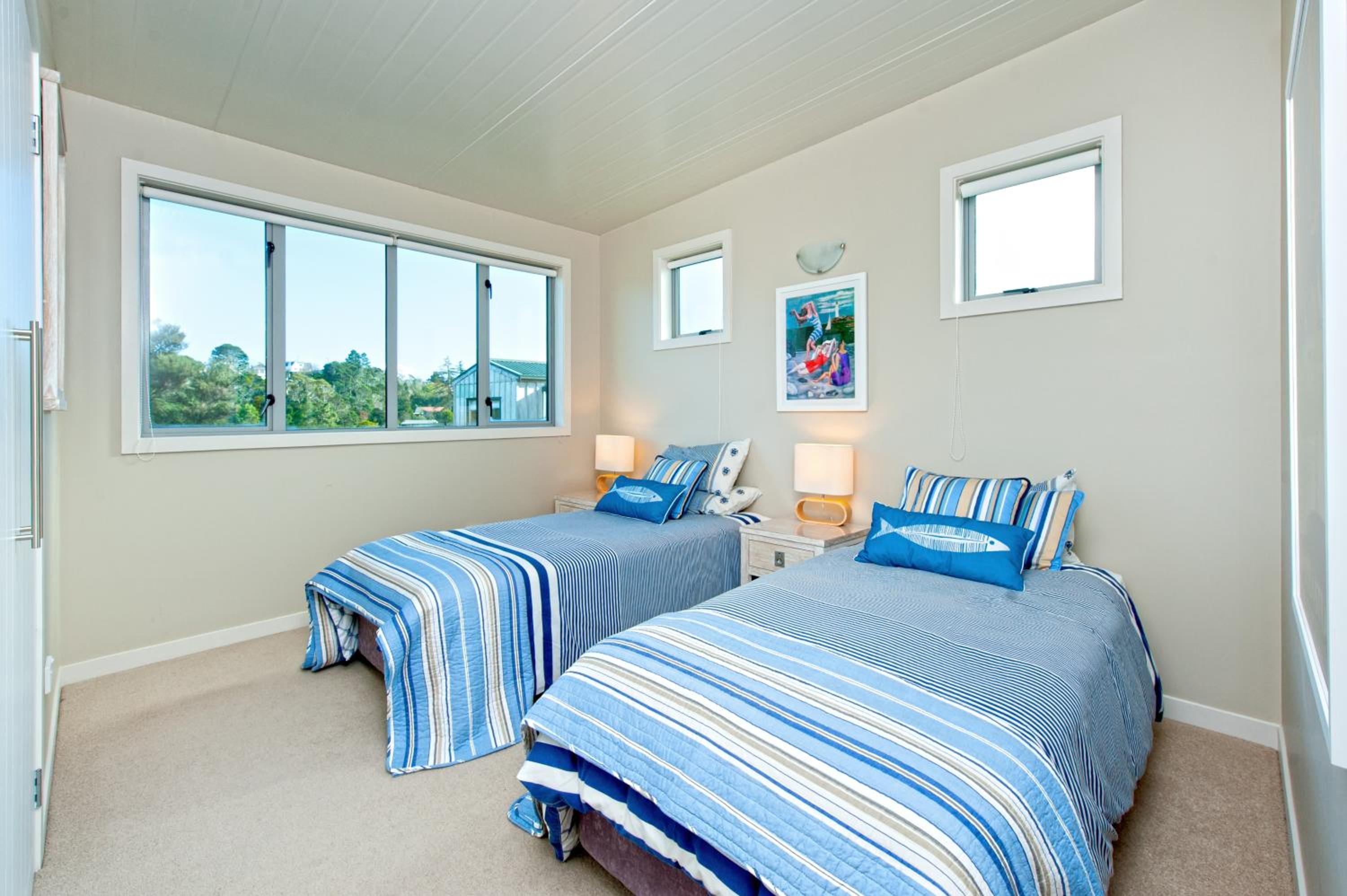 Three-Bedroom House photo 1