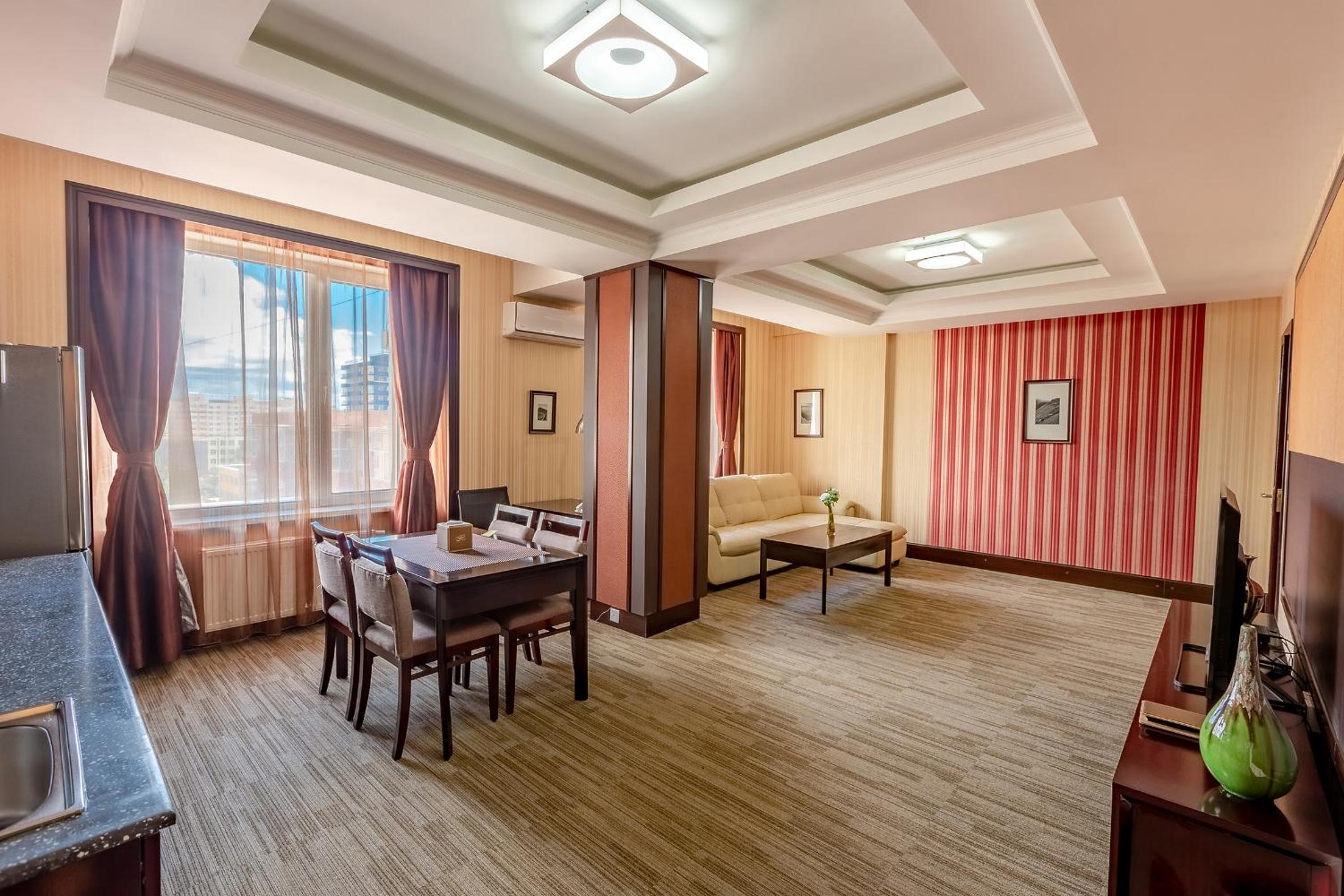 Executive Suite photo 3