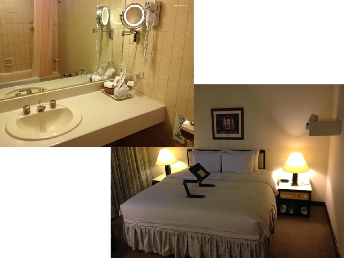 Deluxe King Room photo 3