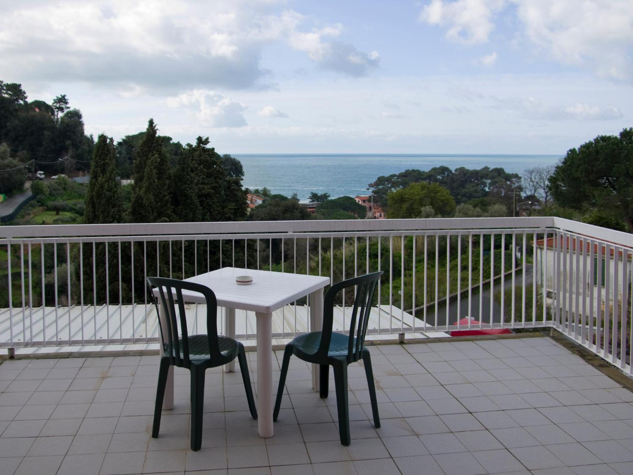 Double Room with Sea View - Photo 3