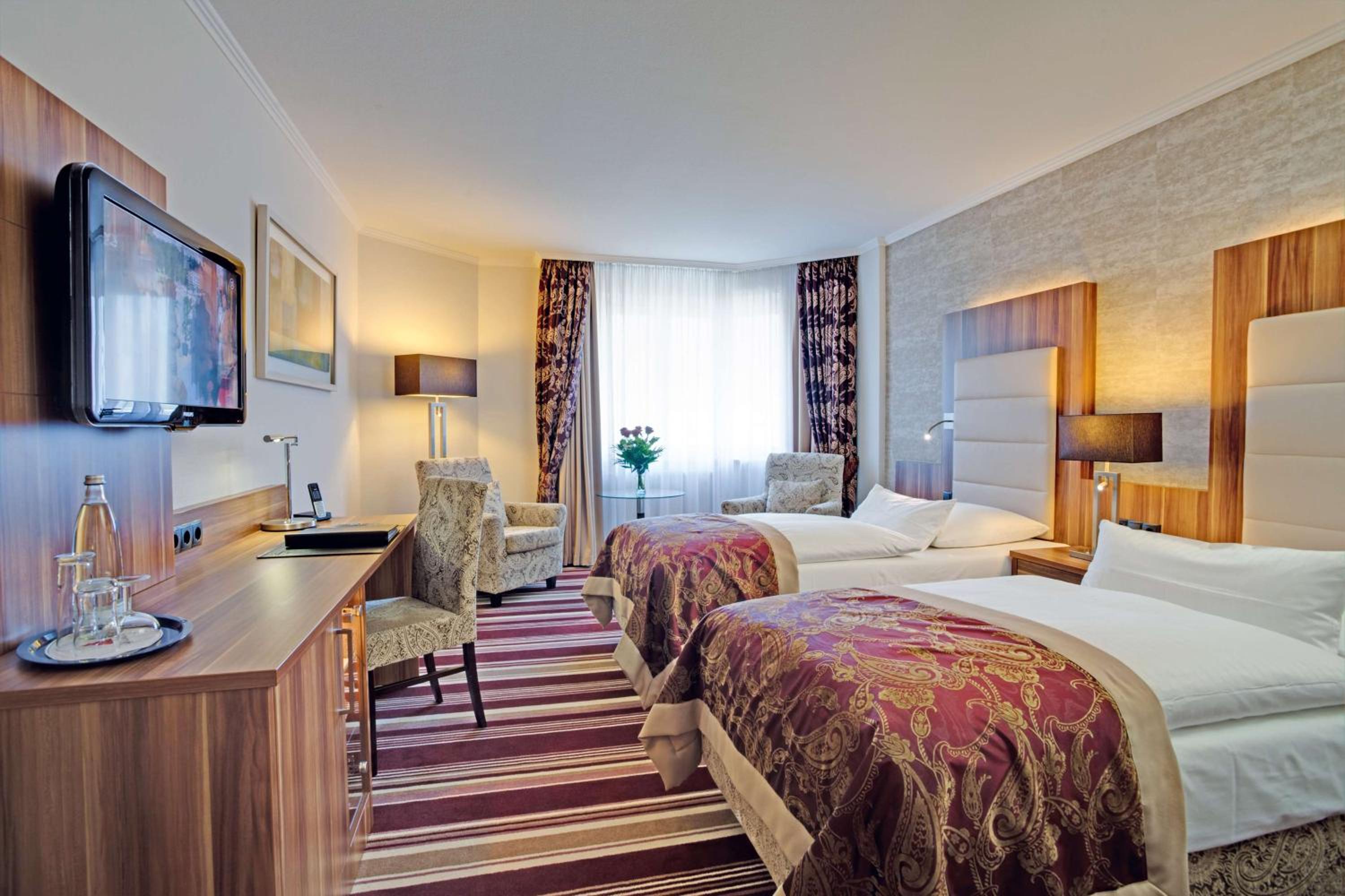 Premium Double Room with Double Bed photo 3
