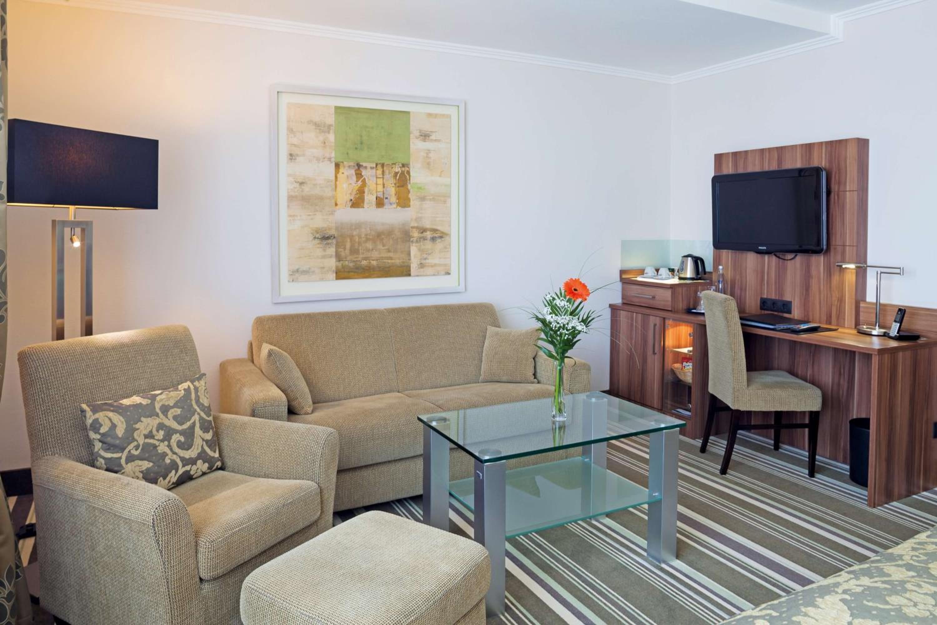 Business Double Room with Double Bed photo 3