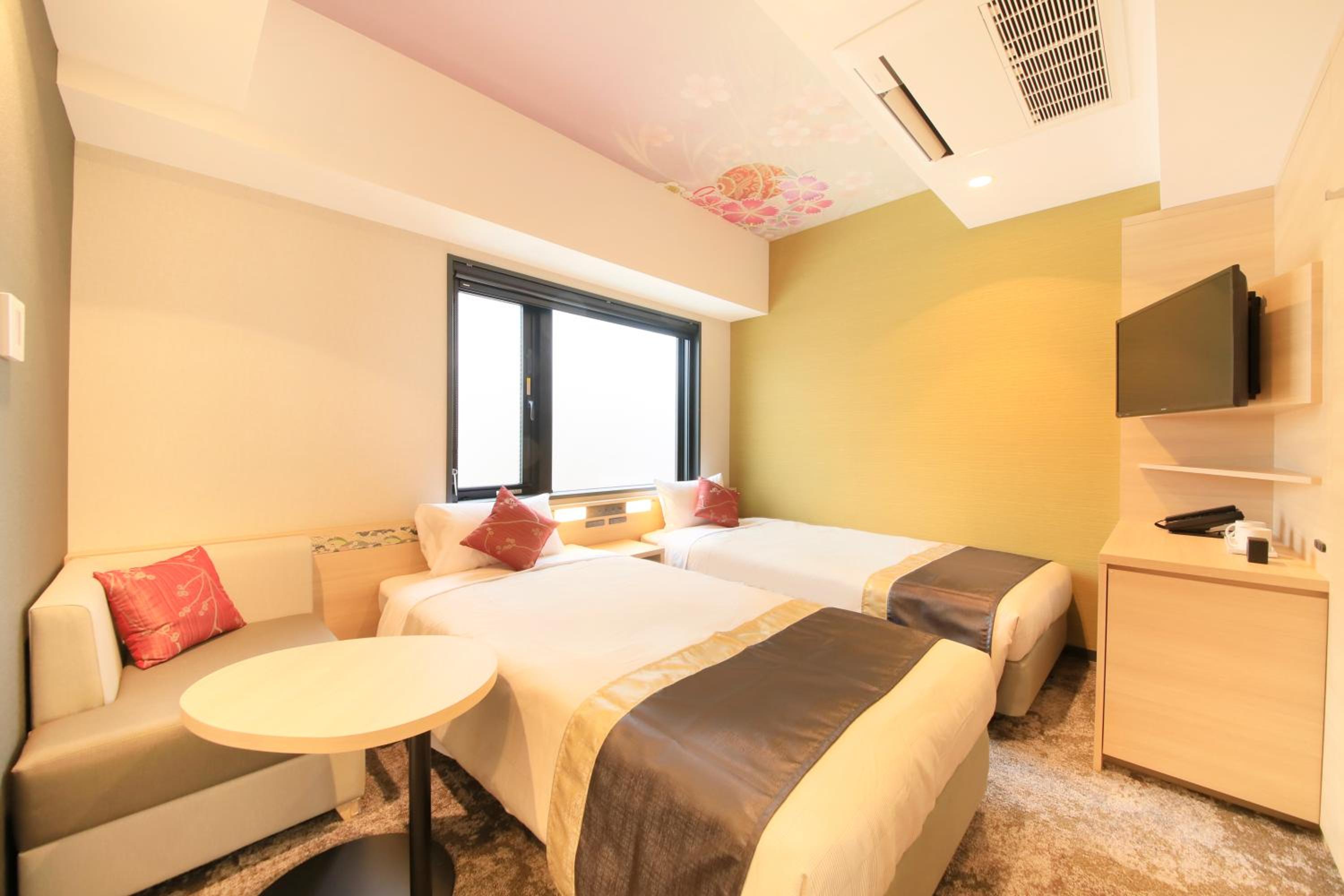 Twin Room - Photo 1