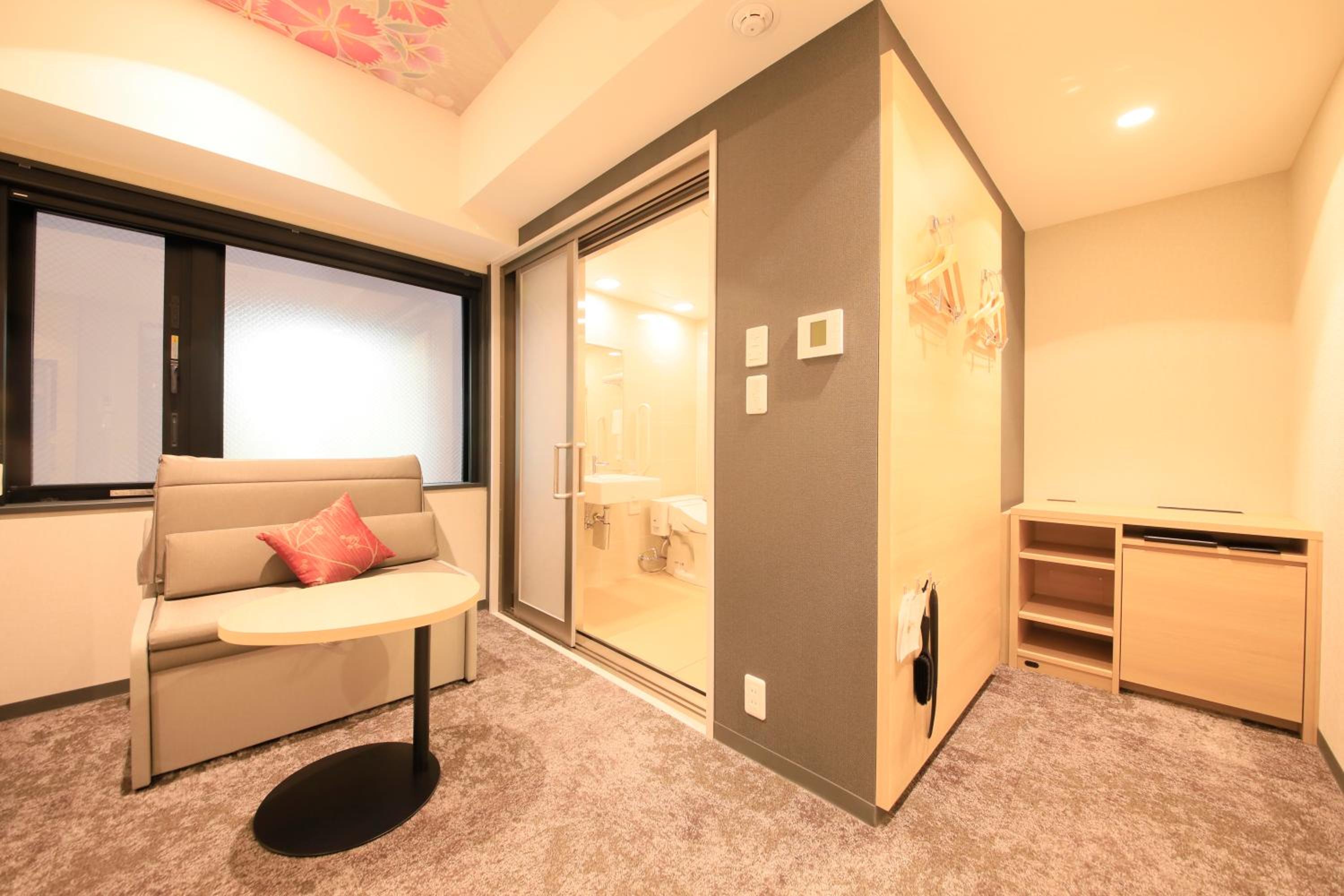 Single Room - Disability Access photo 1