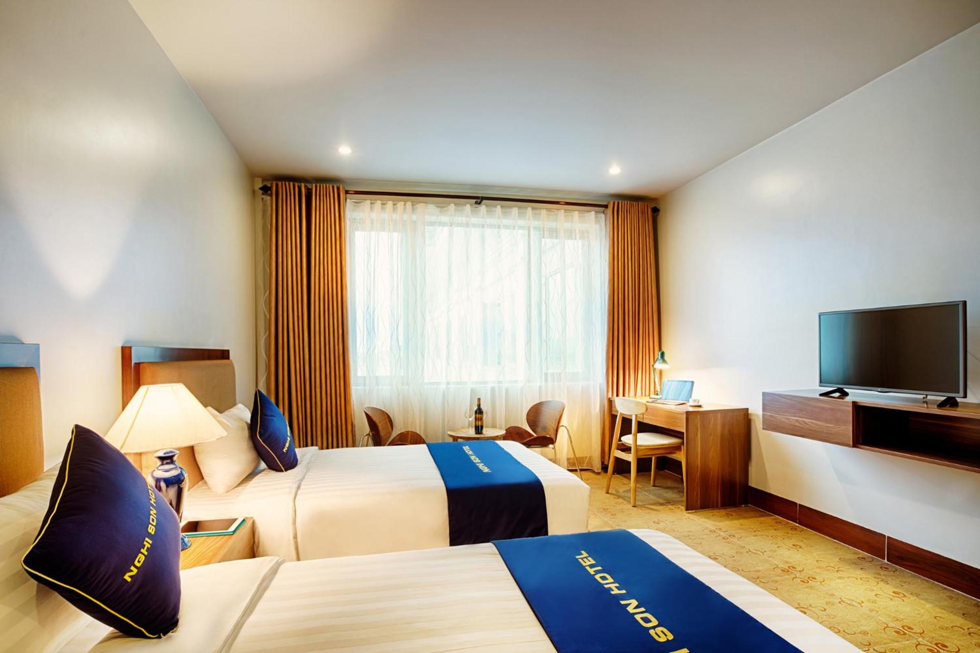 Deluxe Twin Room photo 3
