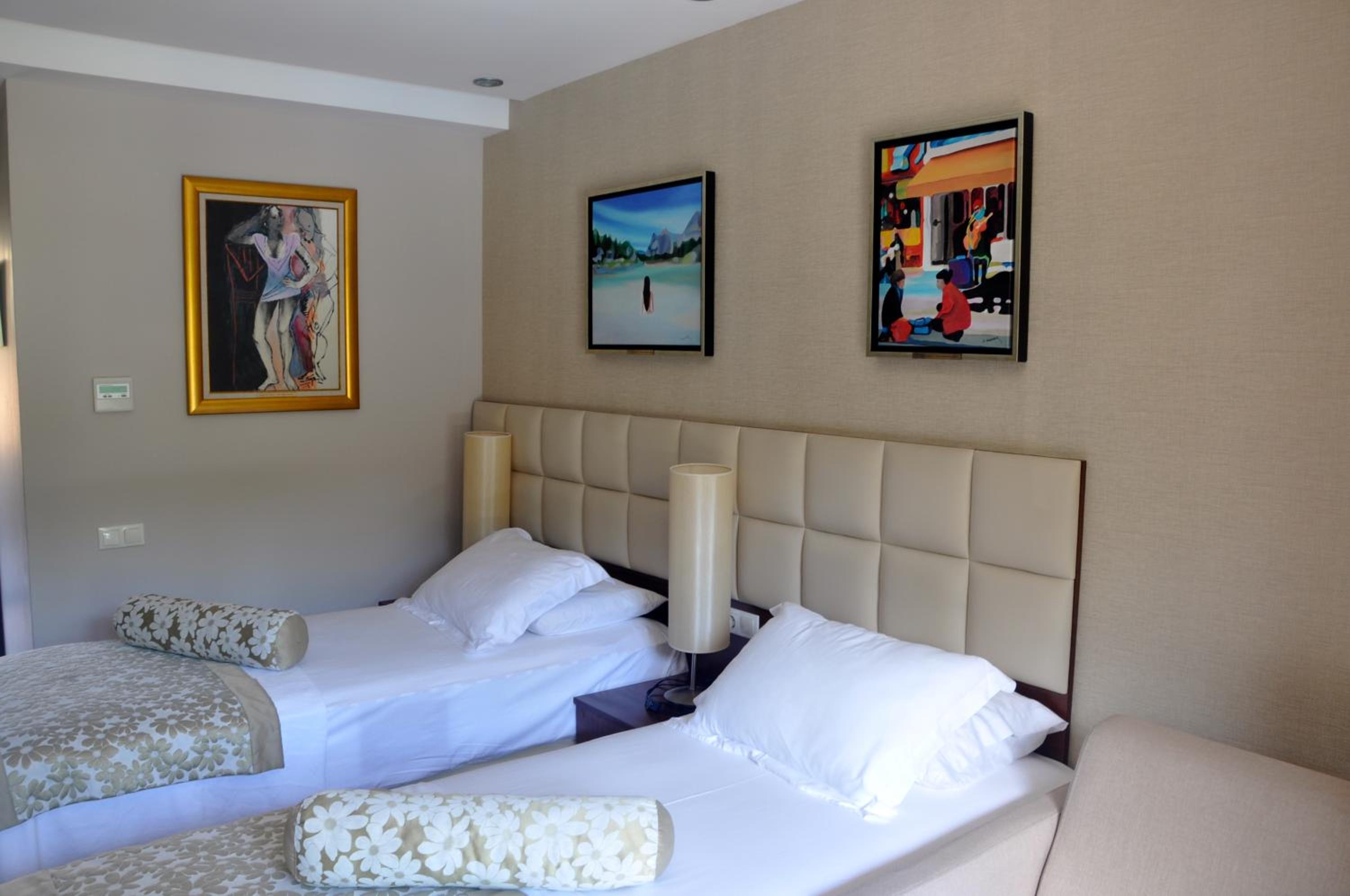 Standard  Room - Photo 4