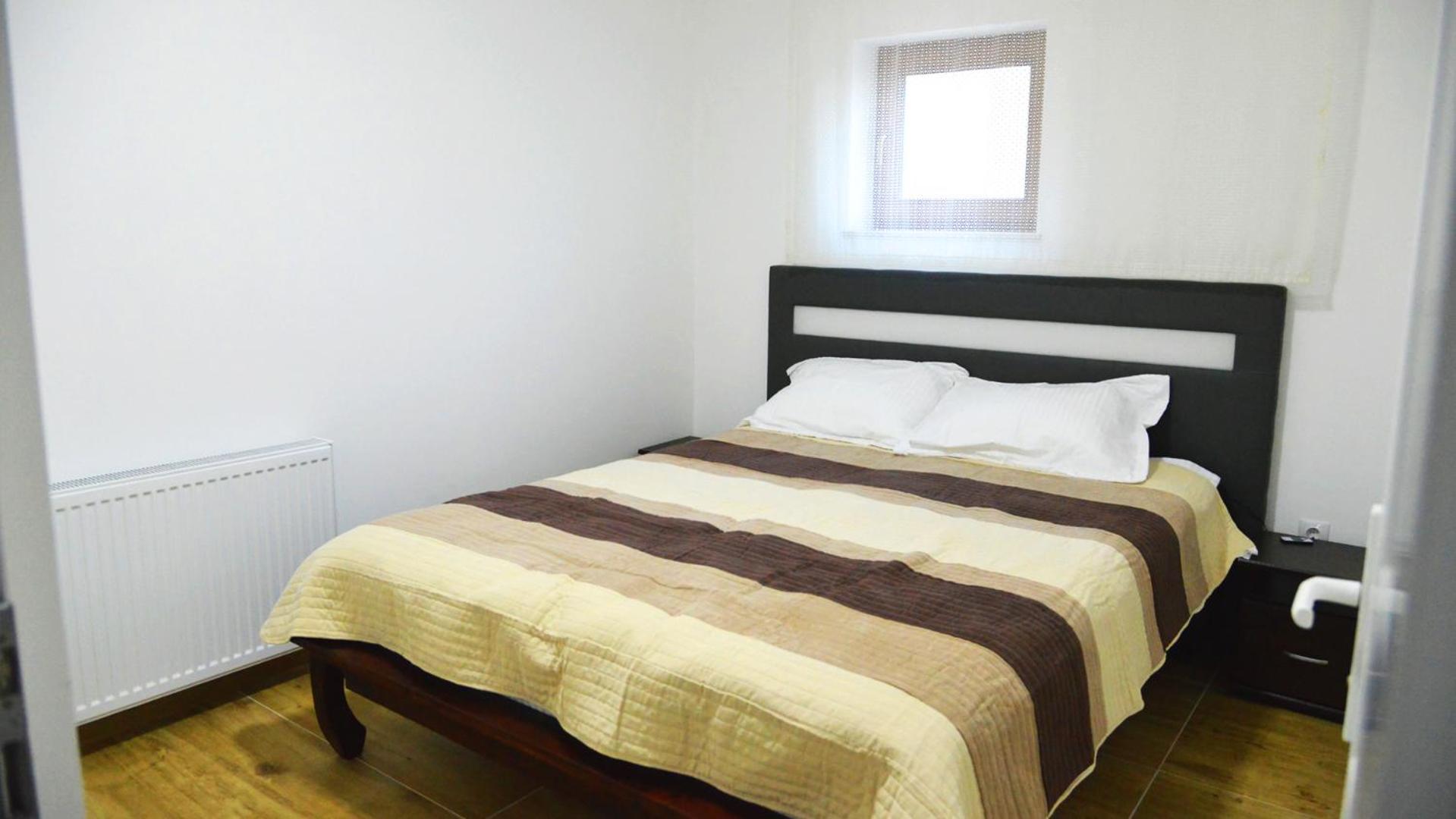 Two-Bedroom Apartment - Photo 5