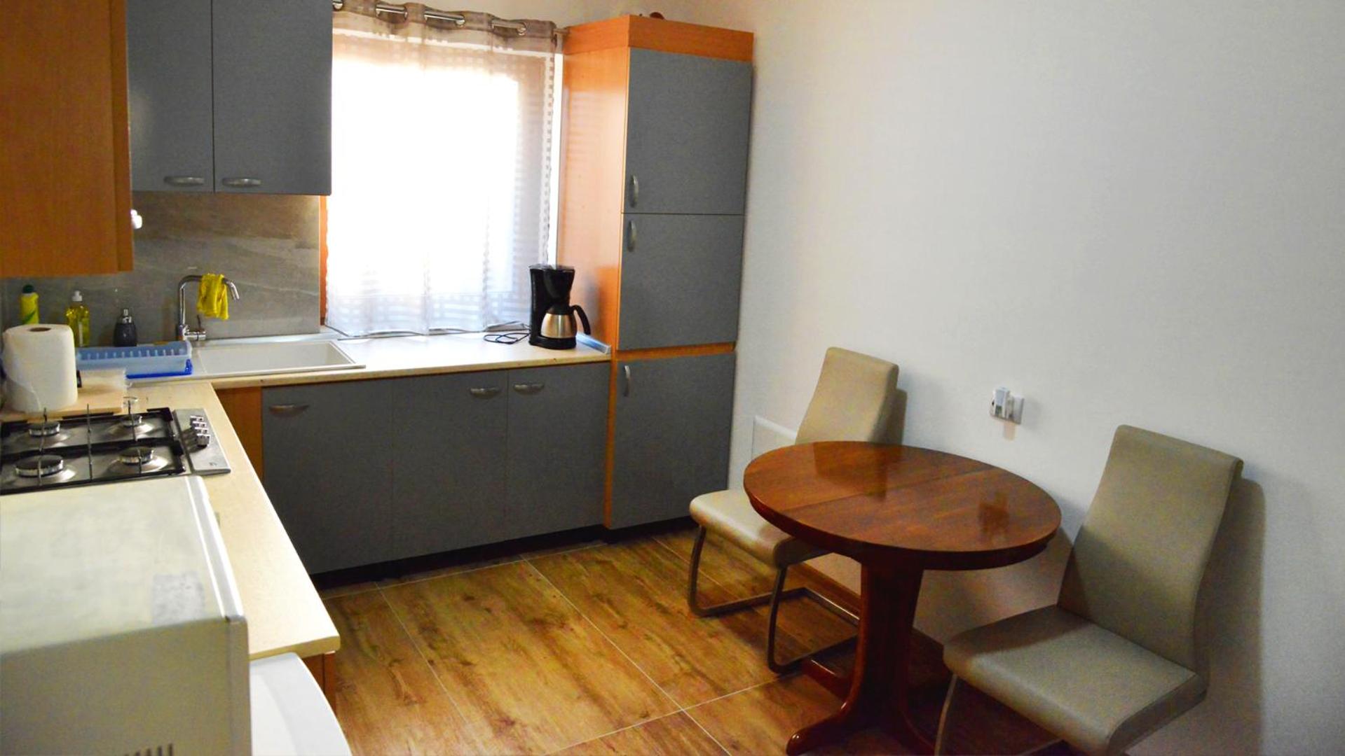 Apartment - Photo 14