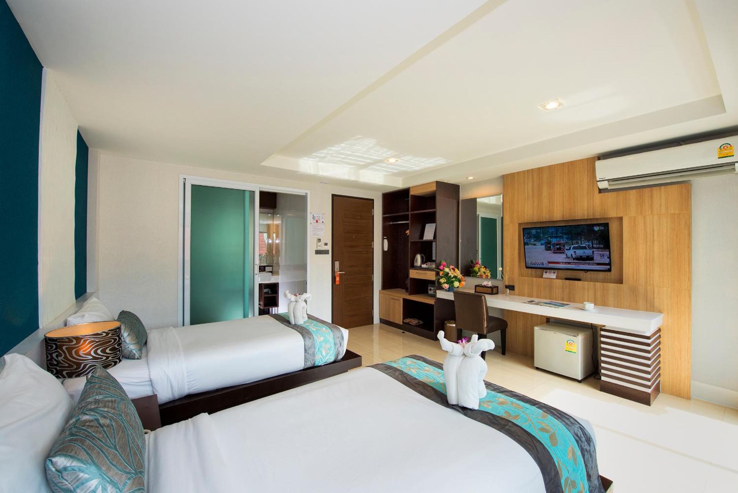 Deluxe Twin Room