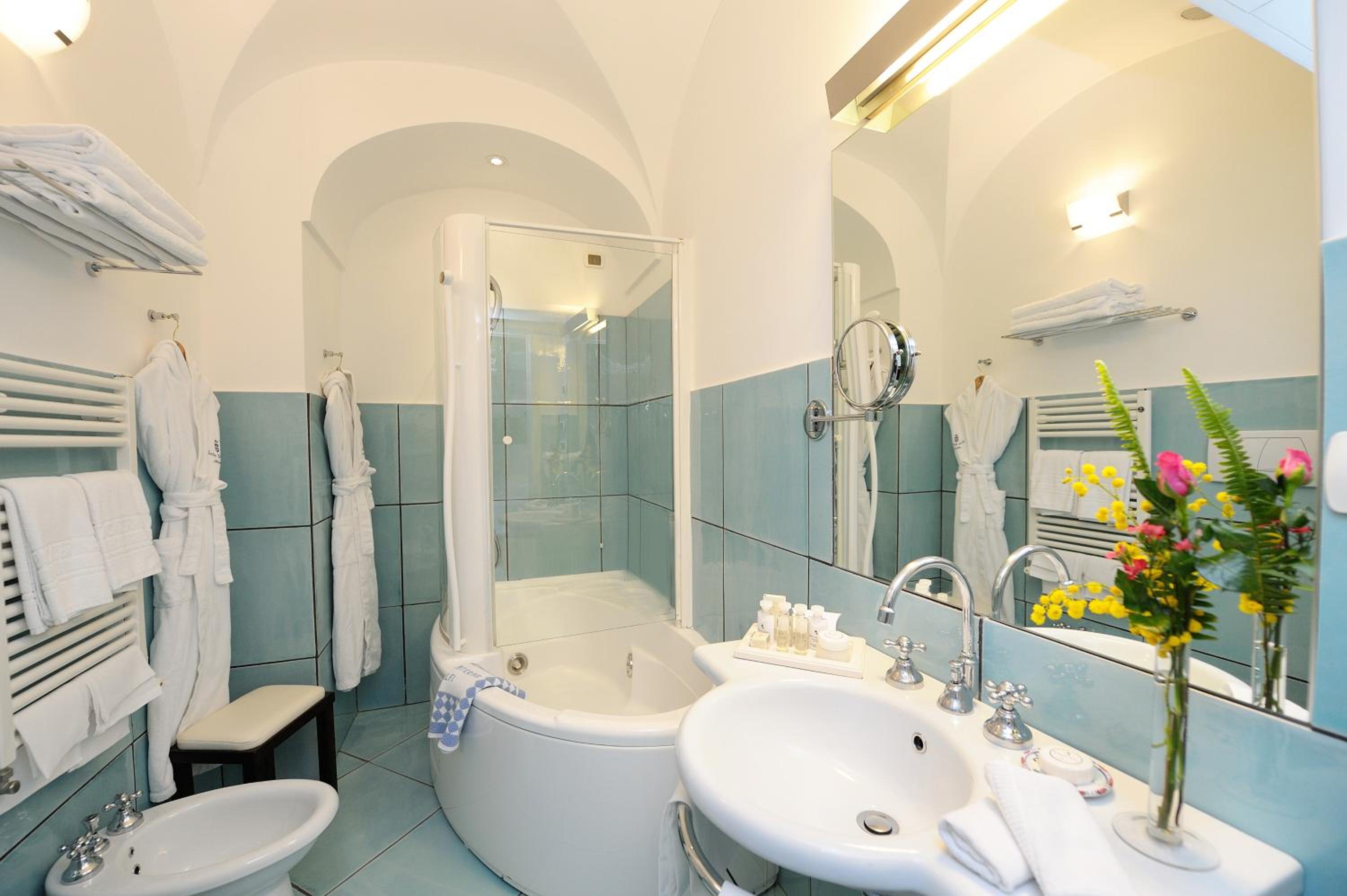 Classic Double or Twin Room with Partial Sea View