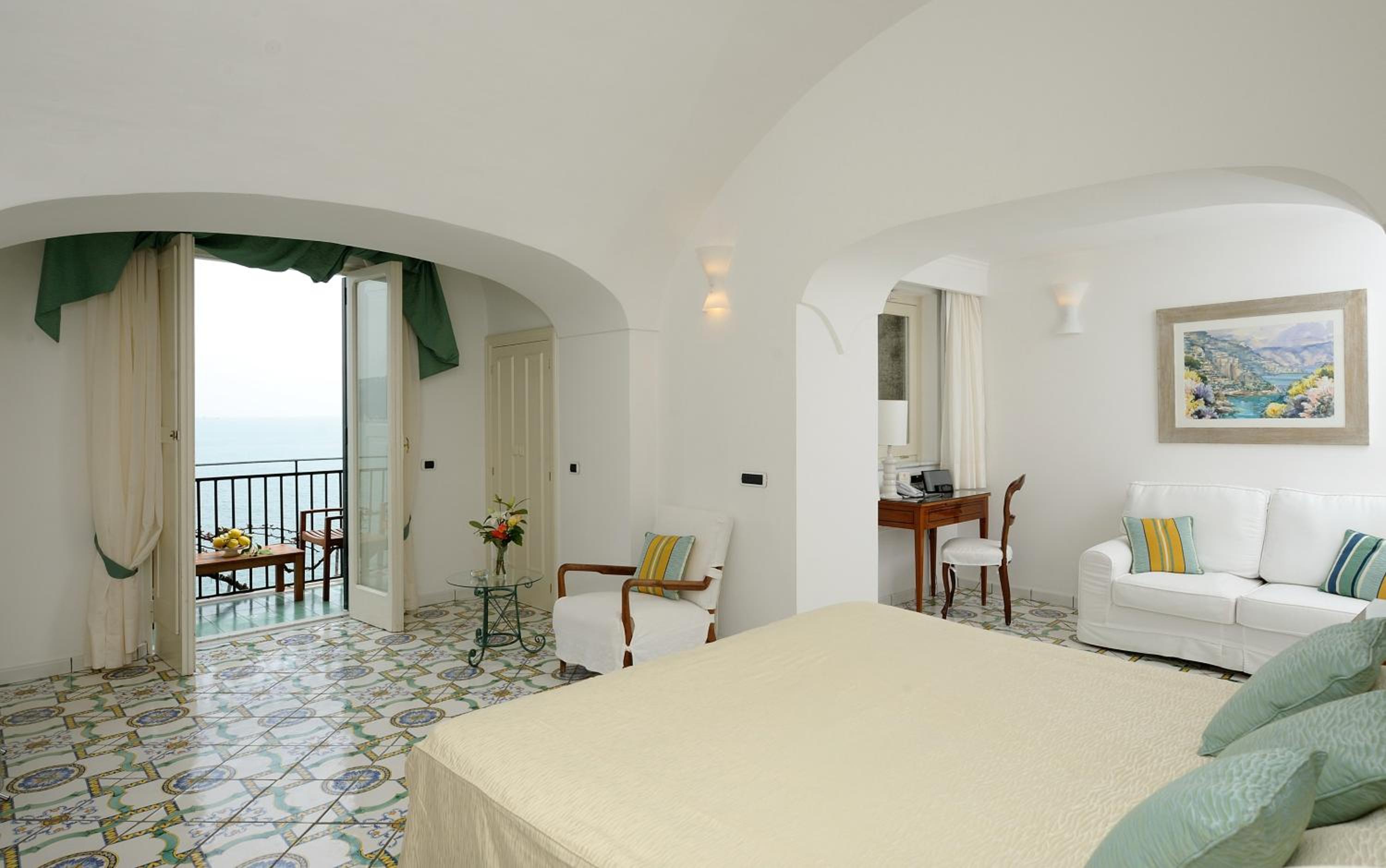 Junior Suite with Sea View - Photo 4