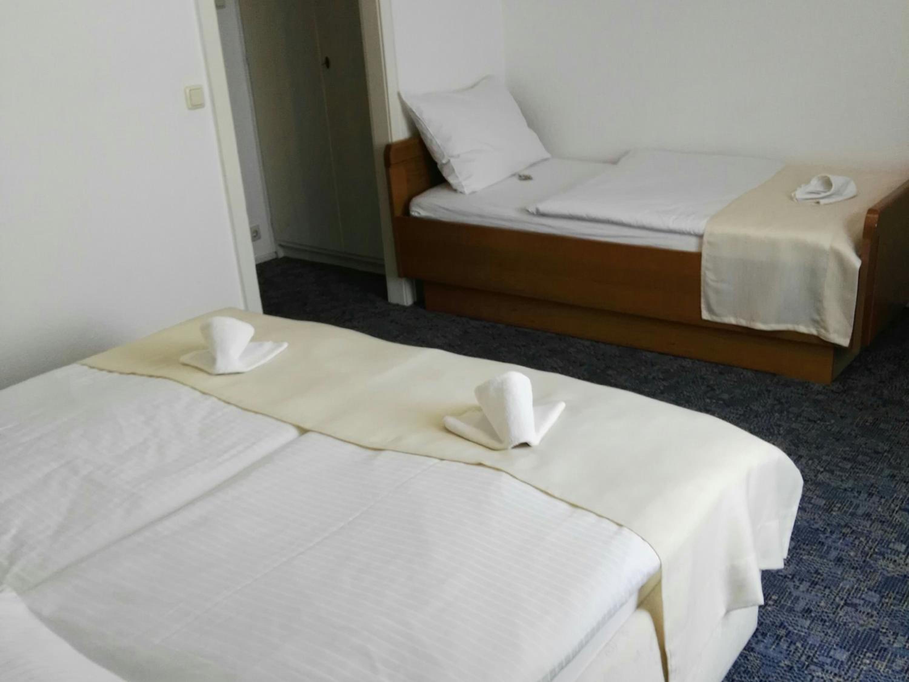 Triple Room - Photo 1