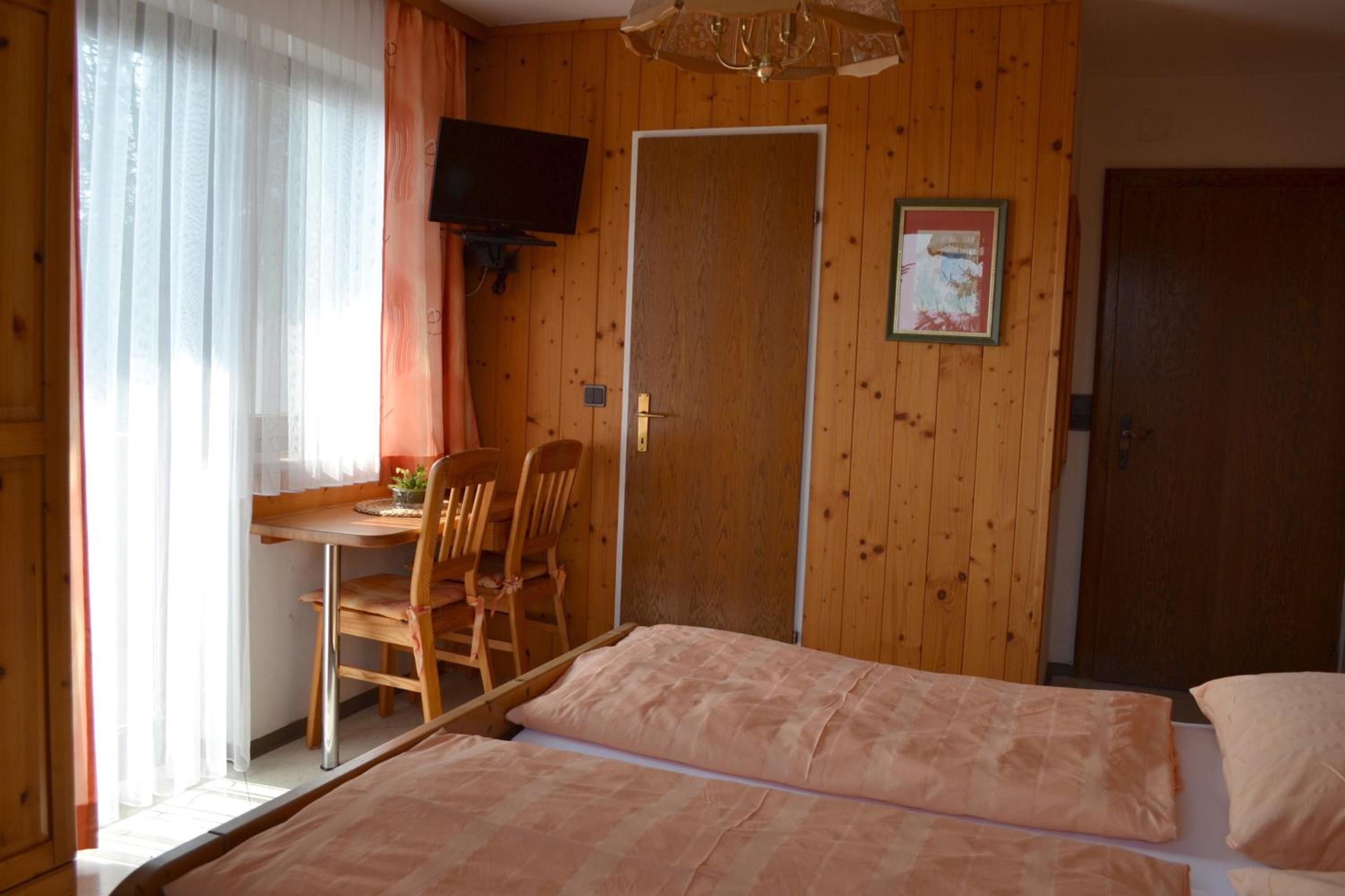 Double Room with Balcony photo 2