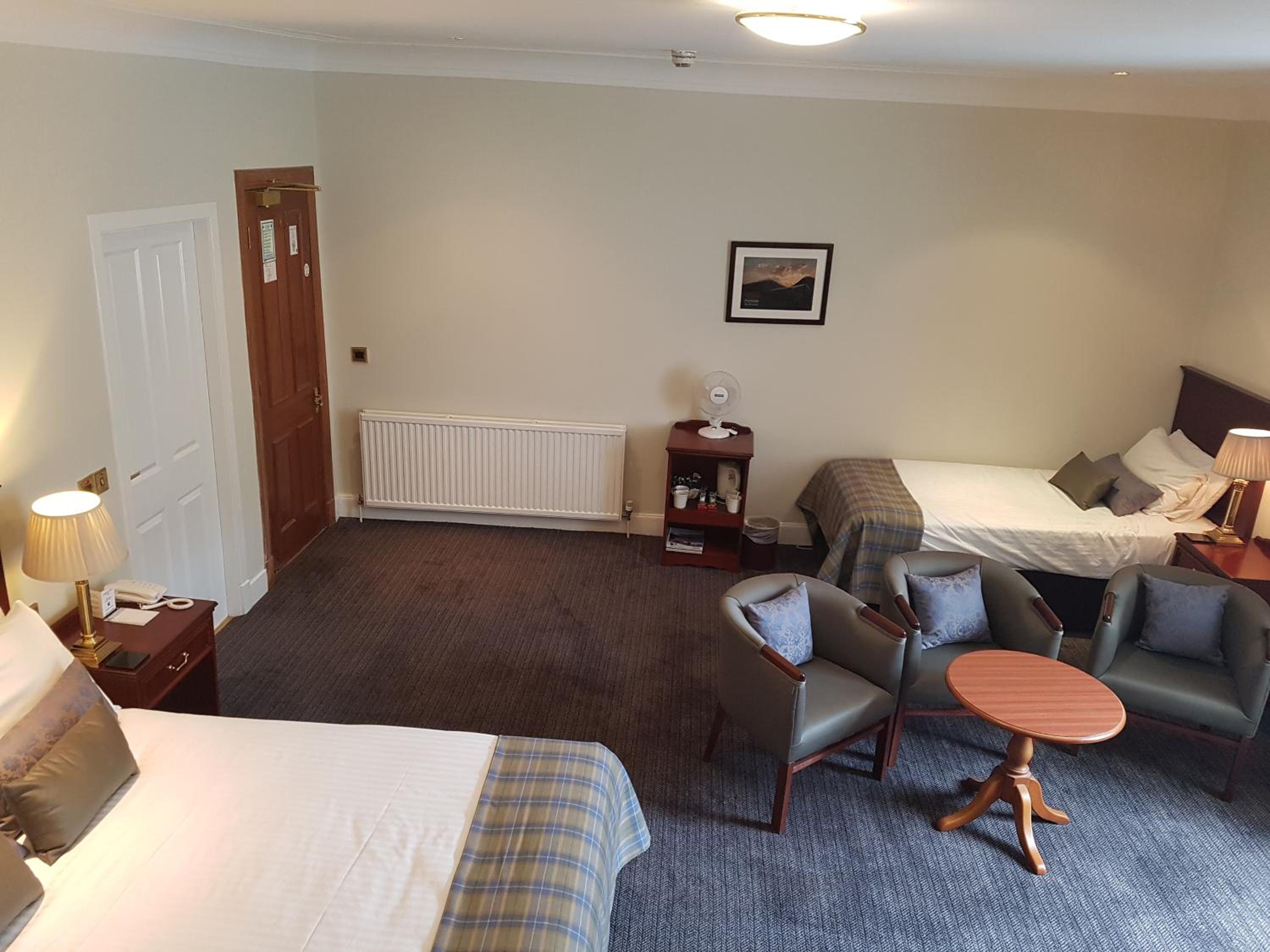 Standard Family Room - Photo 10