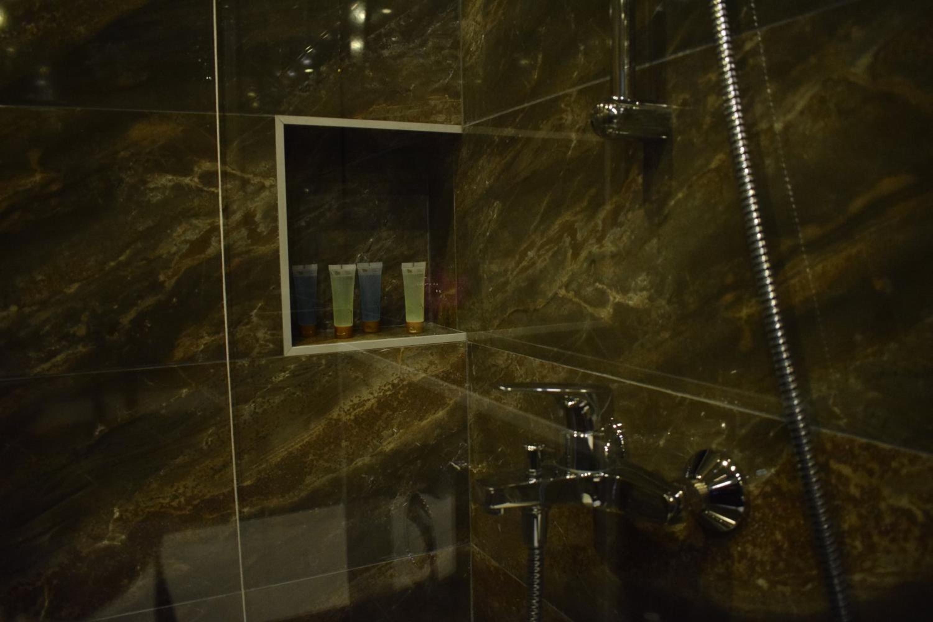 Superior Triple Room - Photo 12