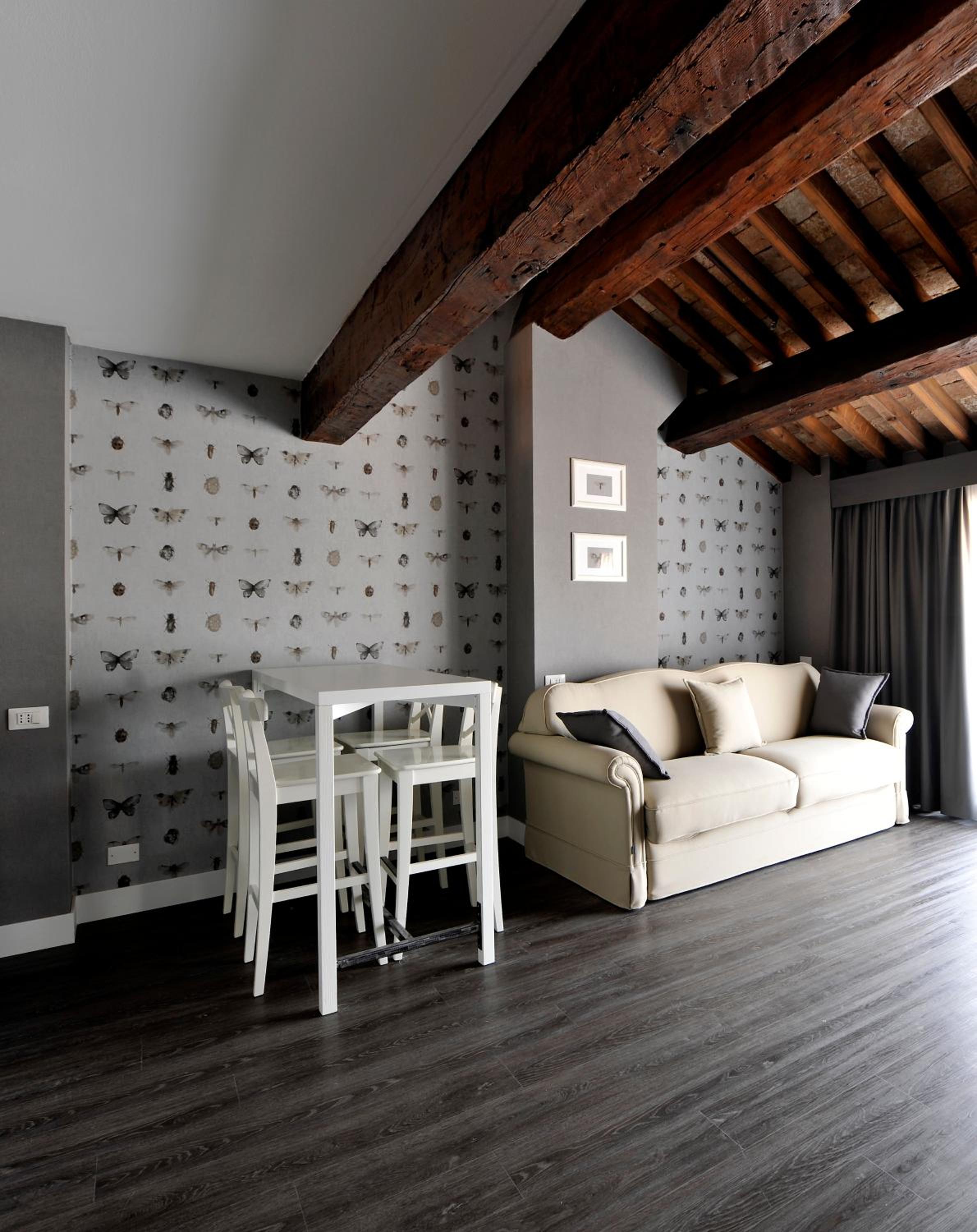 Loft with Patio View (4 Adults) - Photo 4