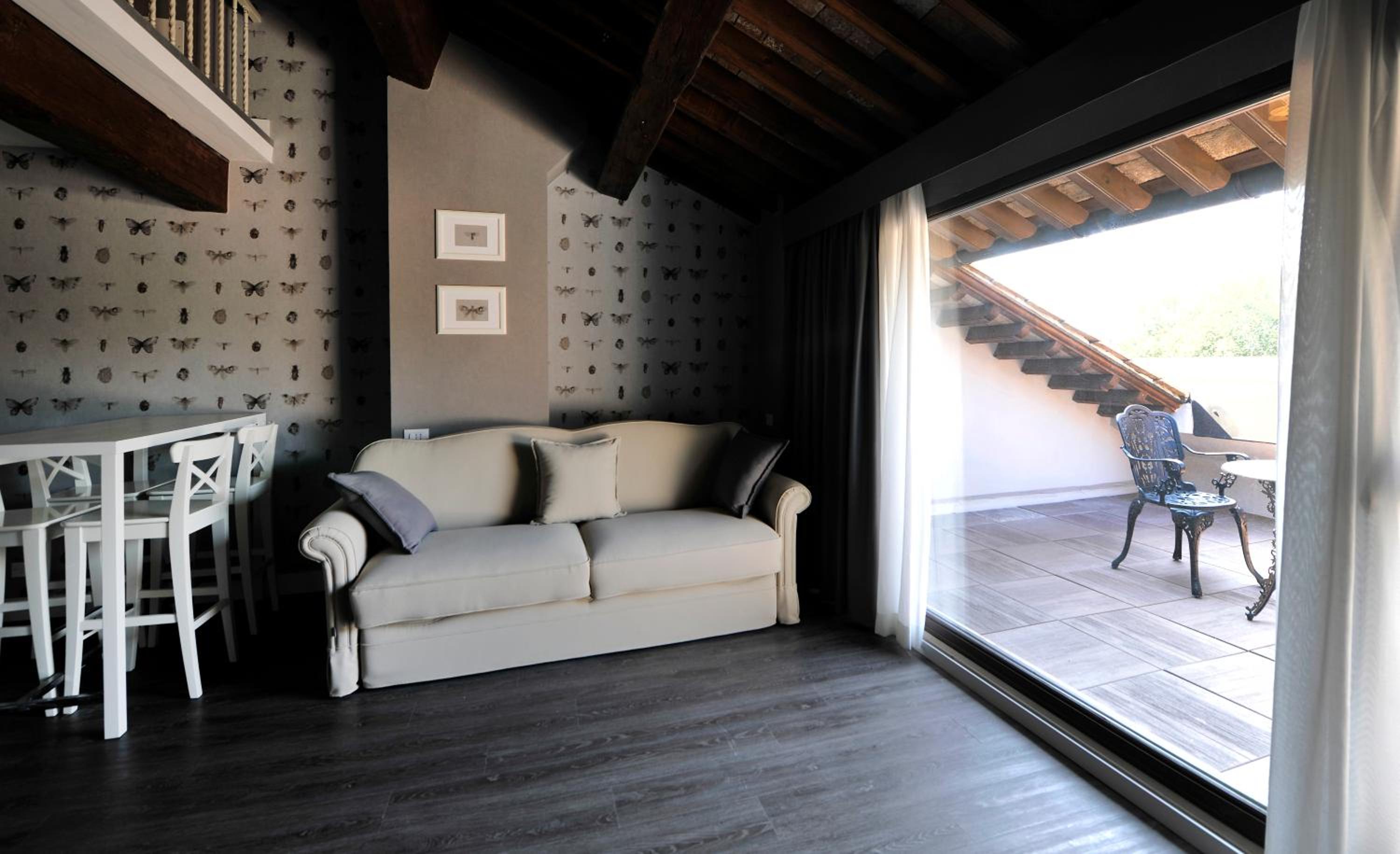 Loft with Patio View (4 Adults) - Photo 2