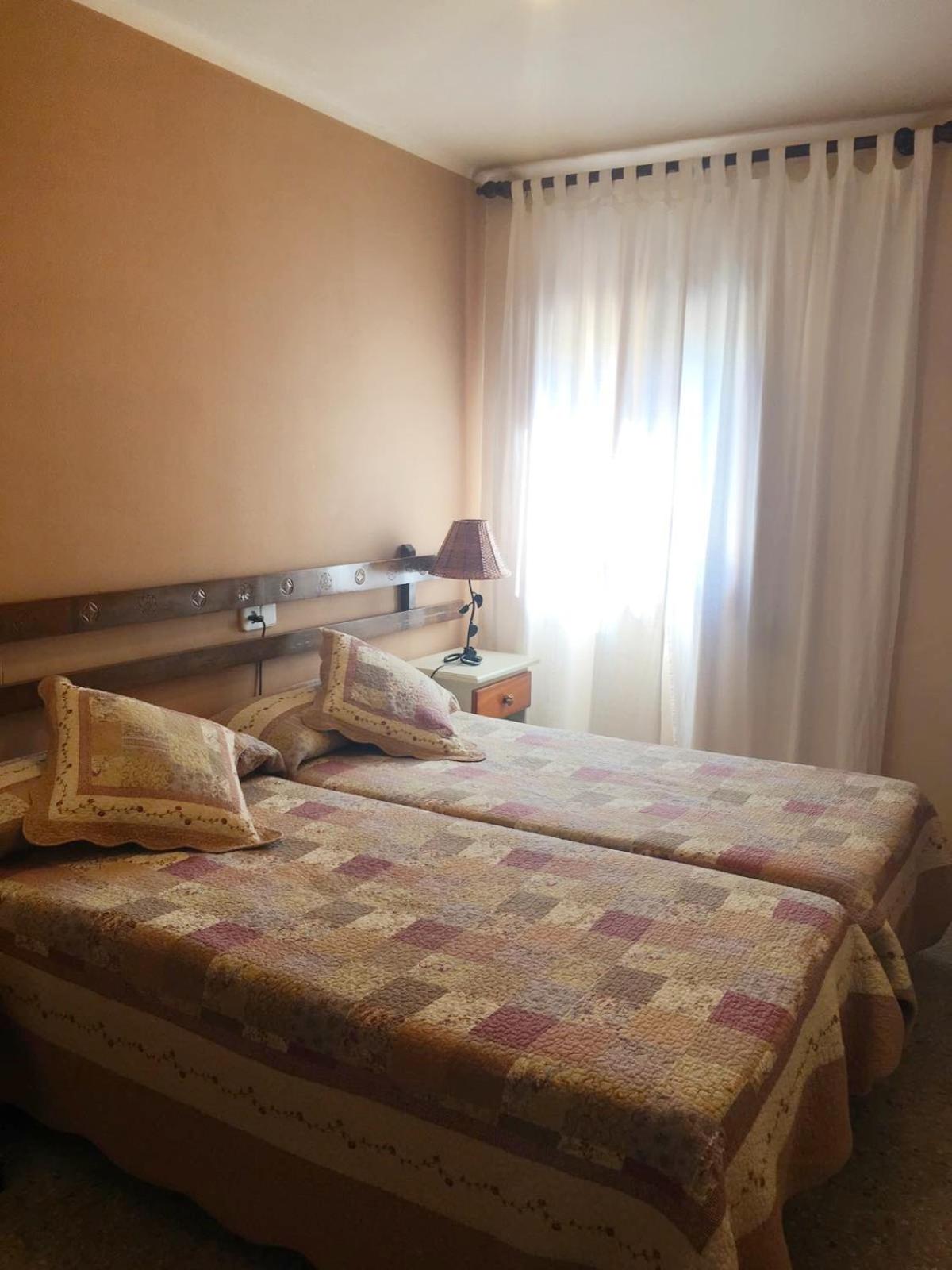 Habitación Doble con Baño Privado