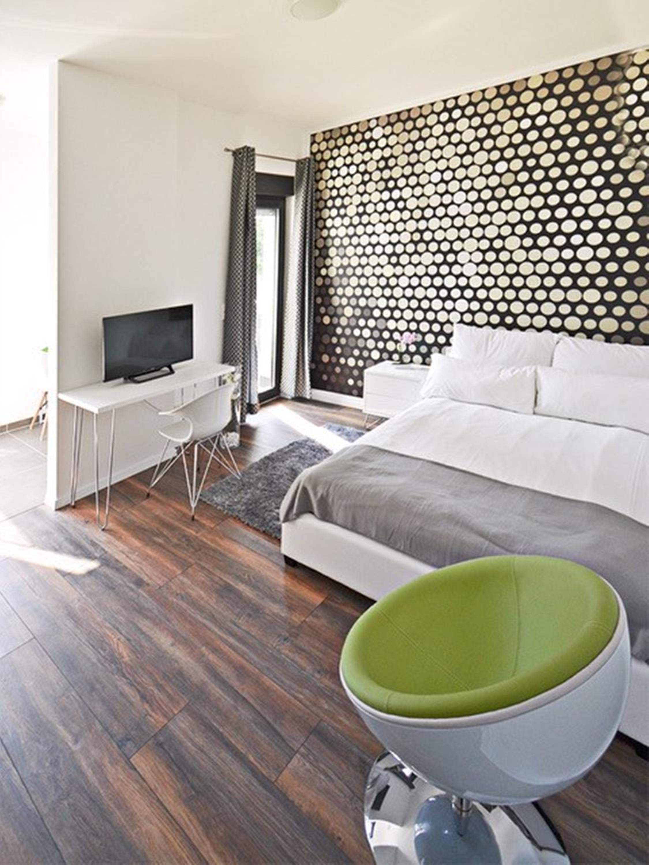 Comfort Studio Apartment with Balcony photo 2