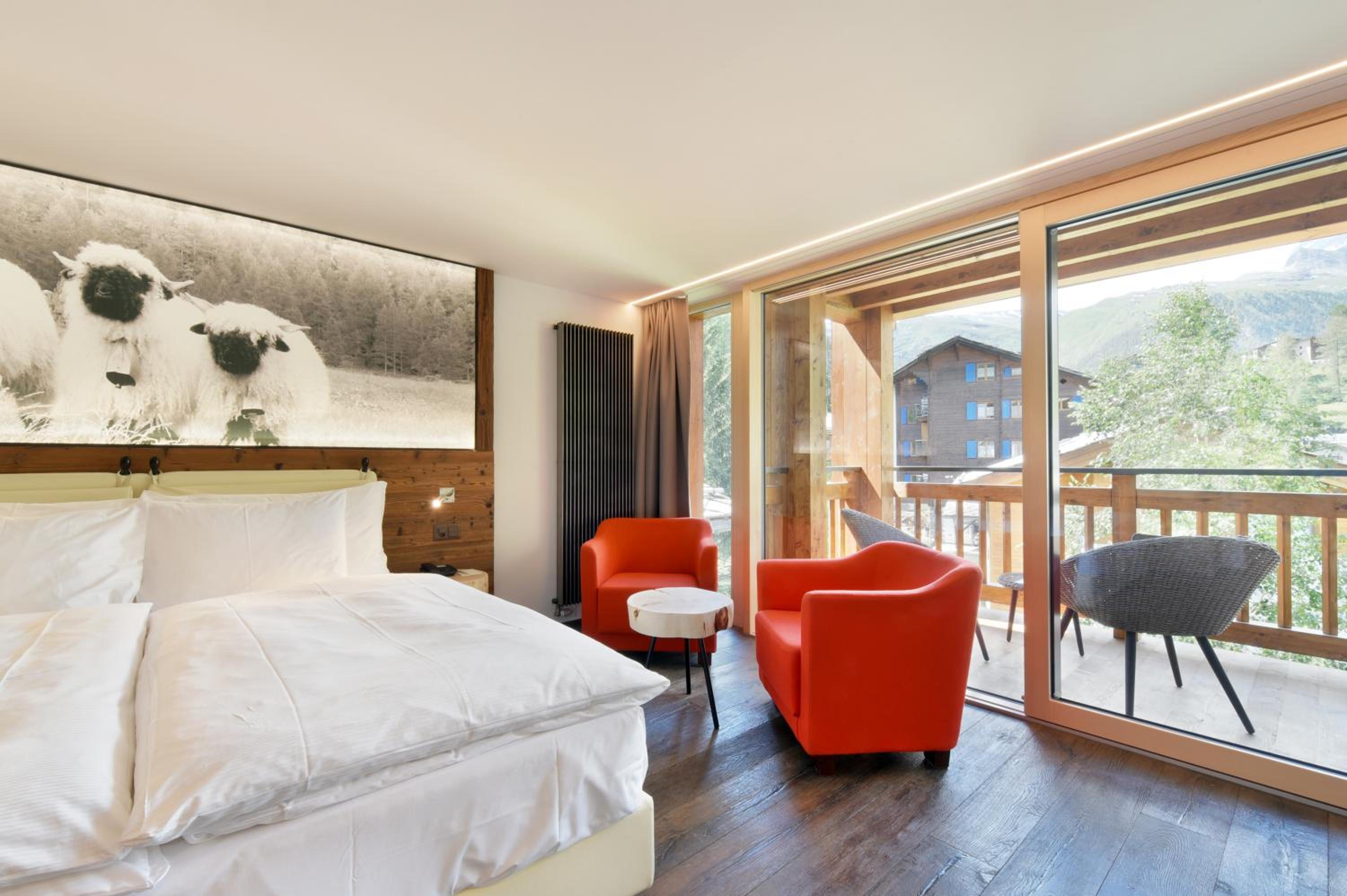 Design Double Room with Matterhorn View - Photo 4