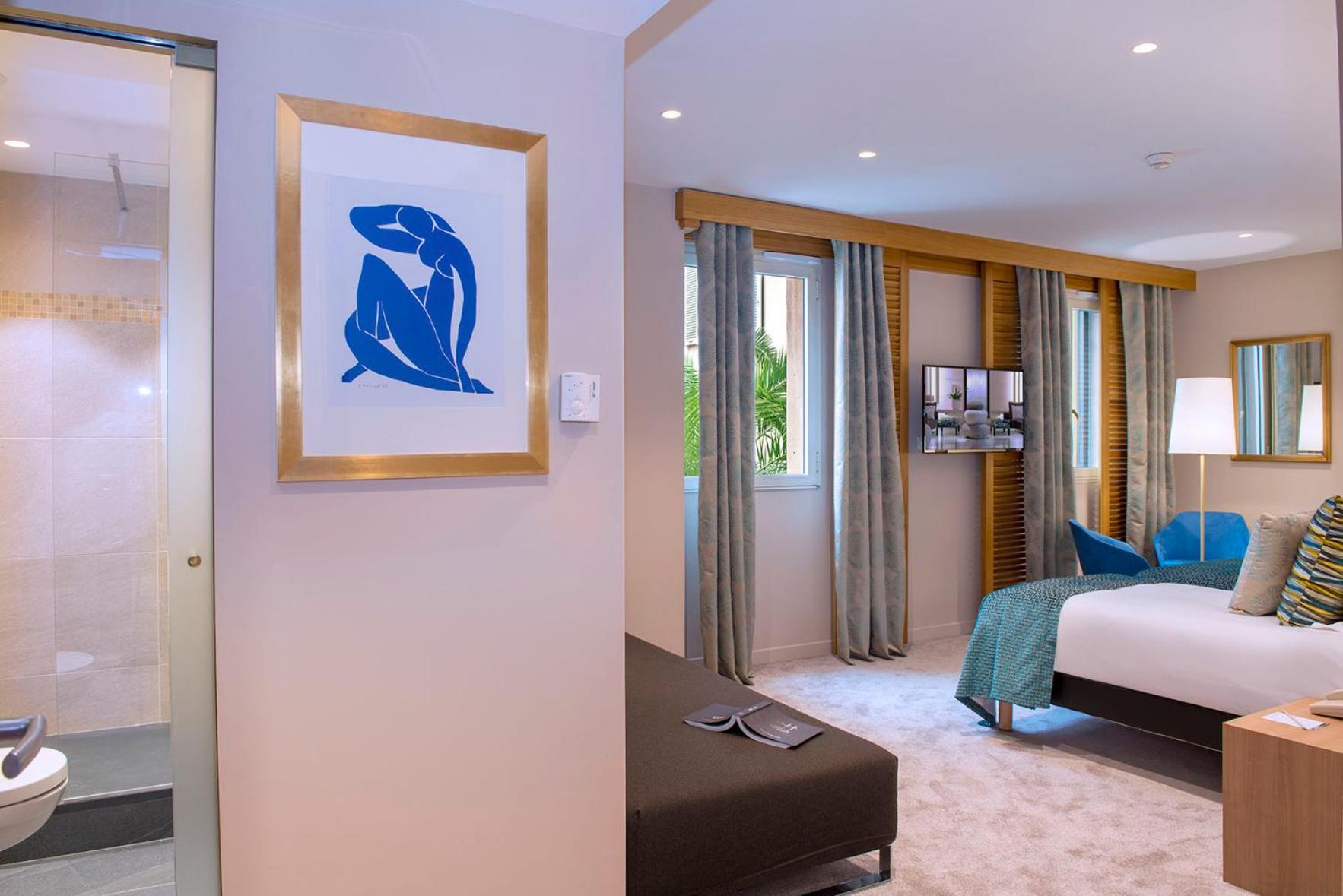 Executive Room - Photo 13