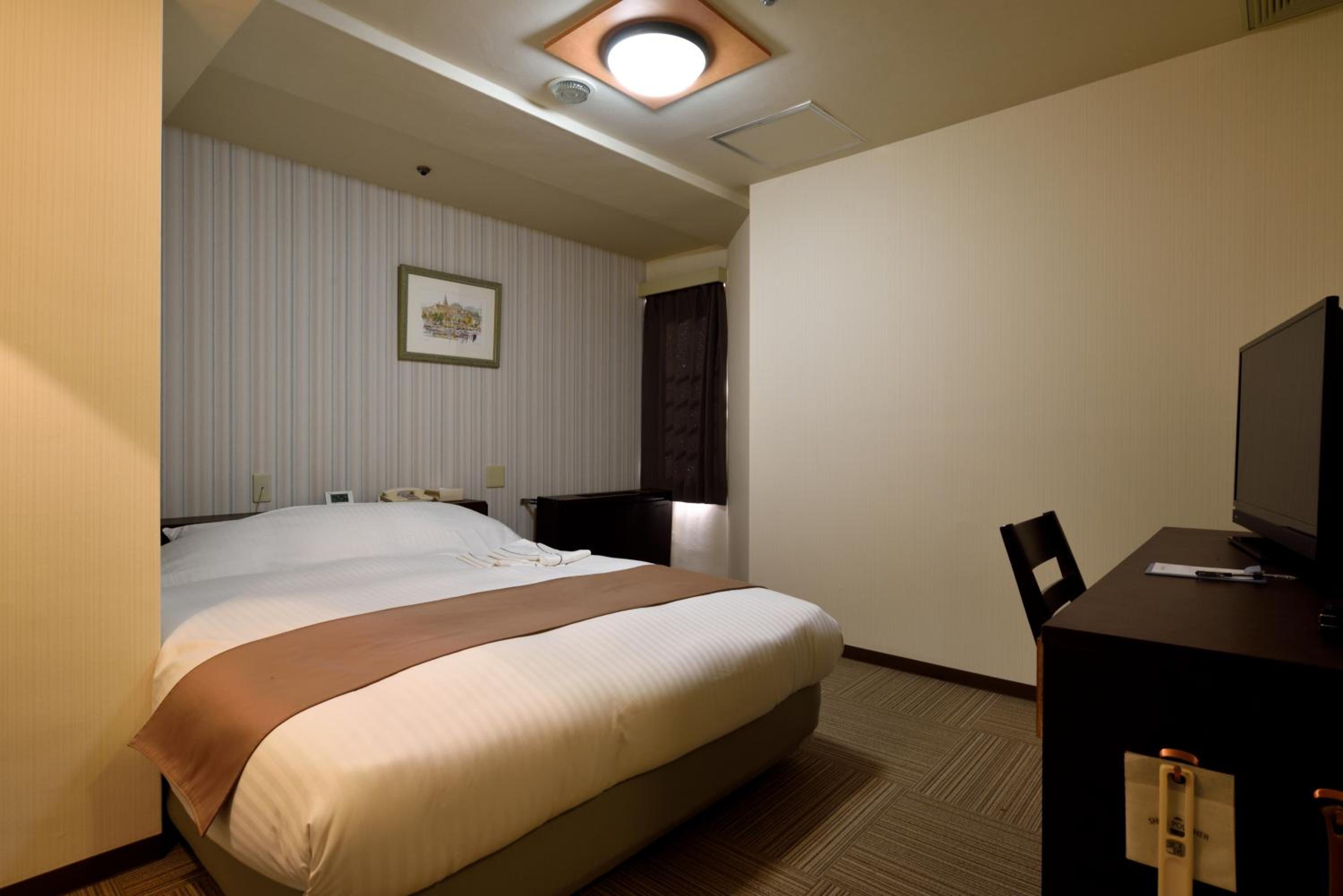 Double Room - Smoking - Photo 1