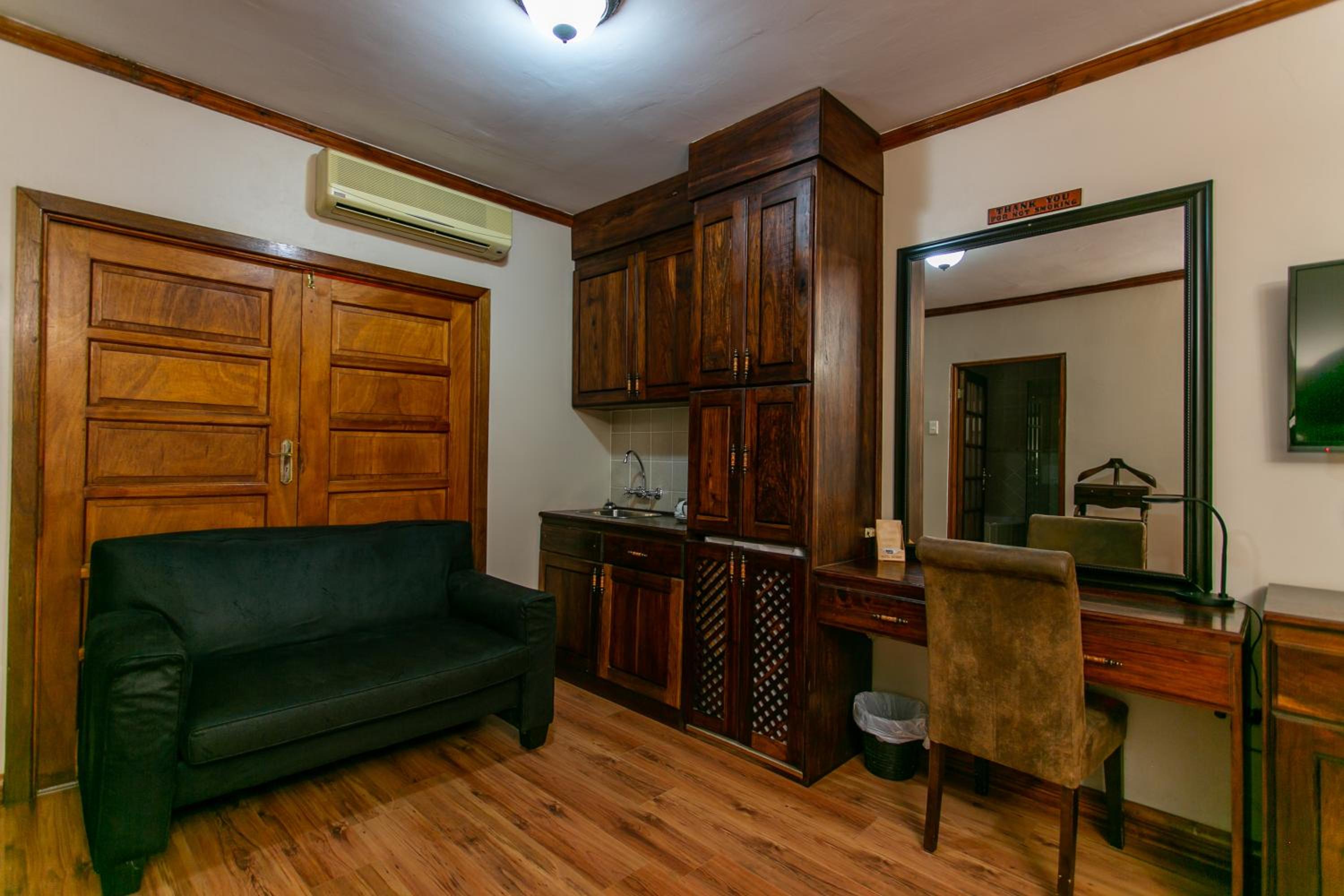 Budget Double or Twin Room - Photo 23