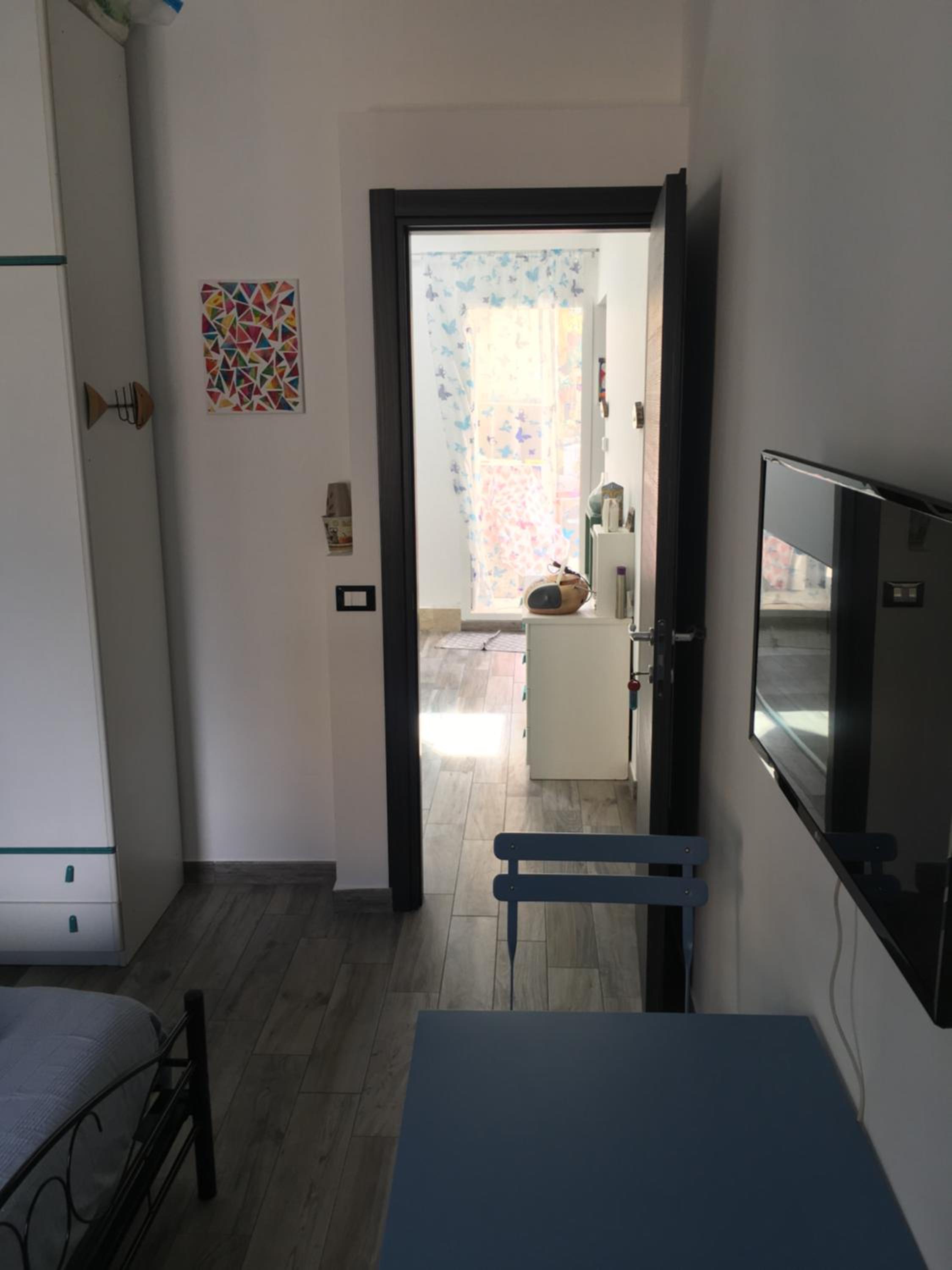 Double Room with Private Bathroom photo 2