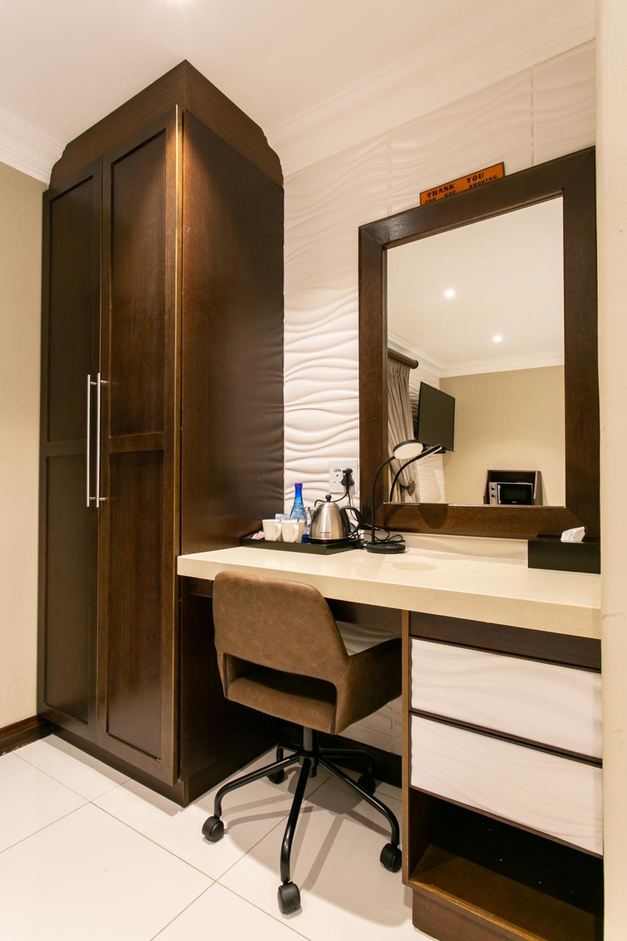 Deluxe Double or Twin Room with Garden View - Photo 48