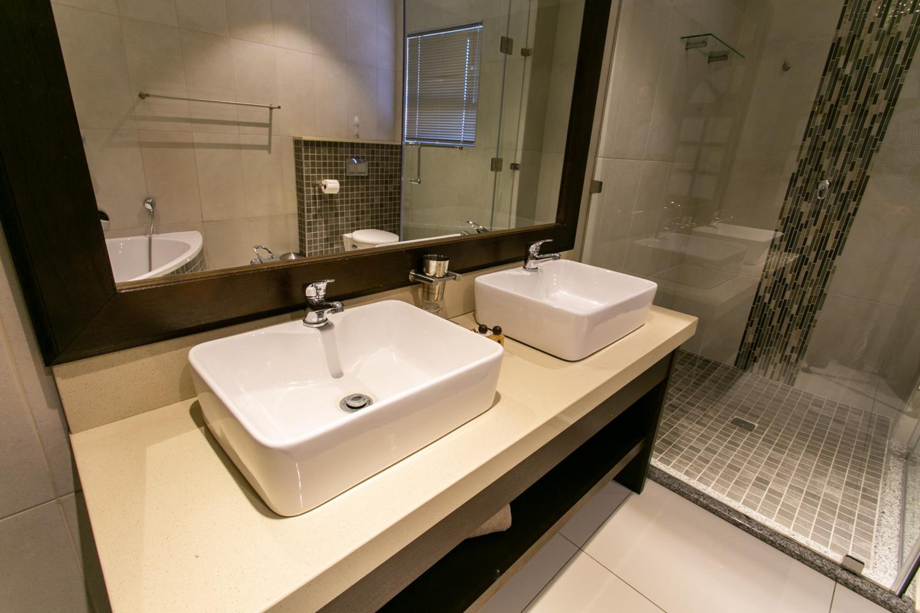 Deluxe Double or Twin Room with Garden View - Photo 52