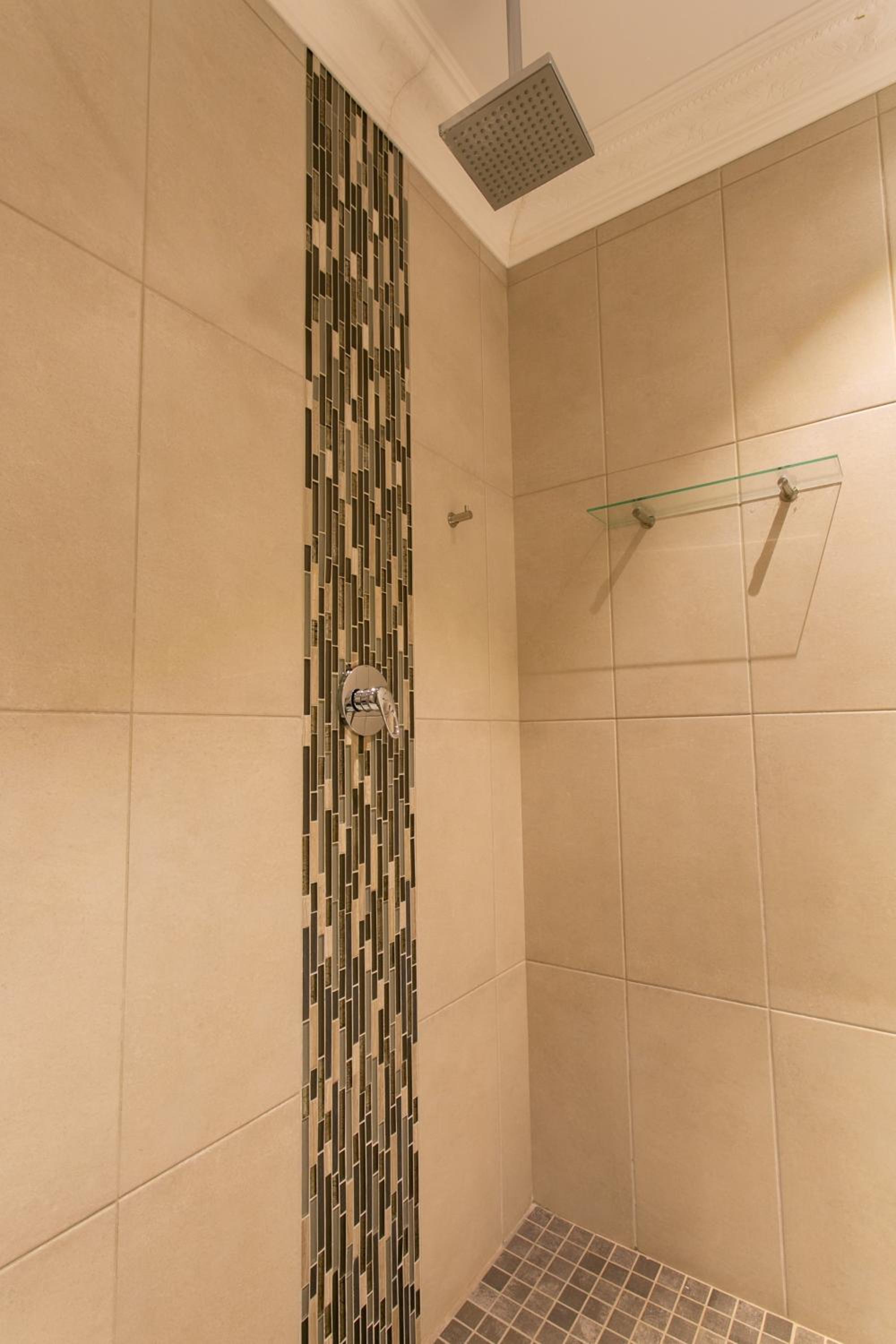 Deluxe Double or Twin Room with Garden View - Photo 11
