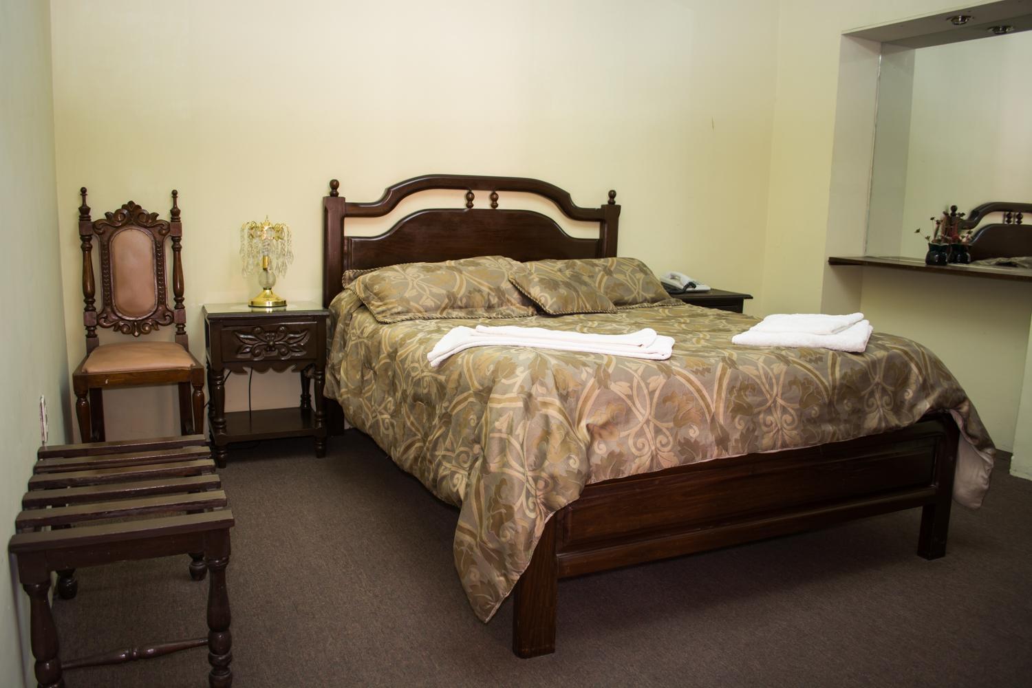 Large Single Room photo 2