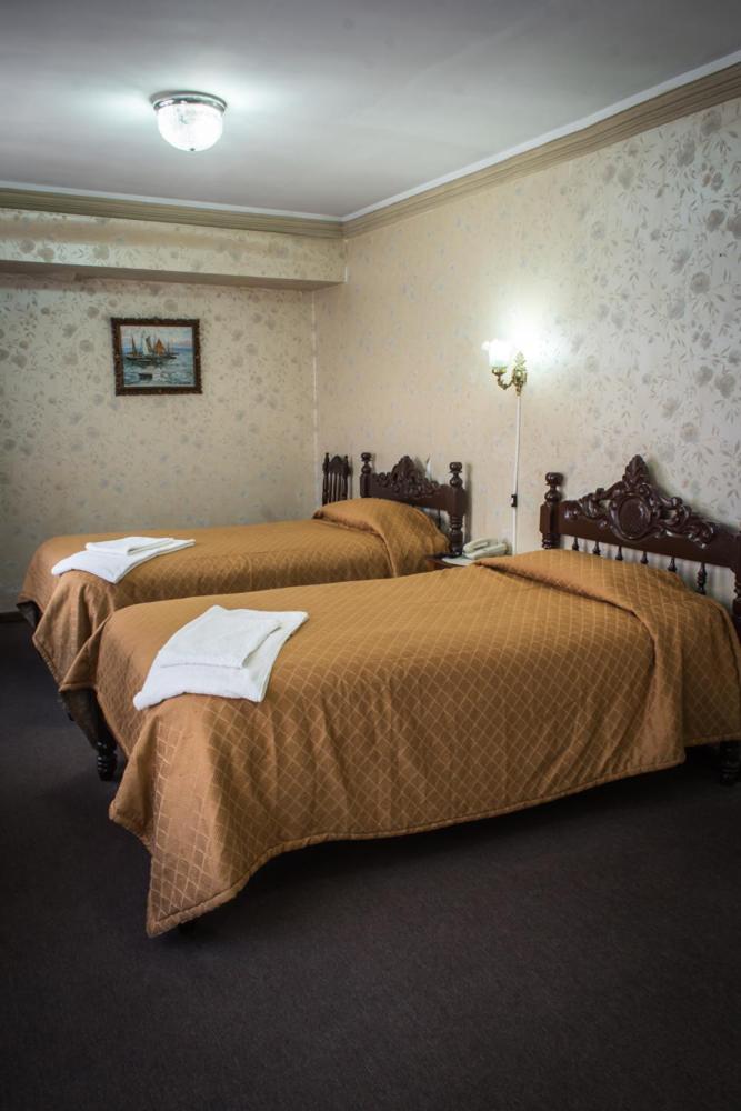Twin Room with Private Bathroom