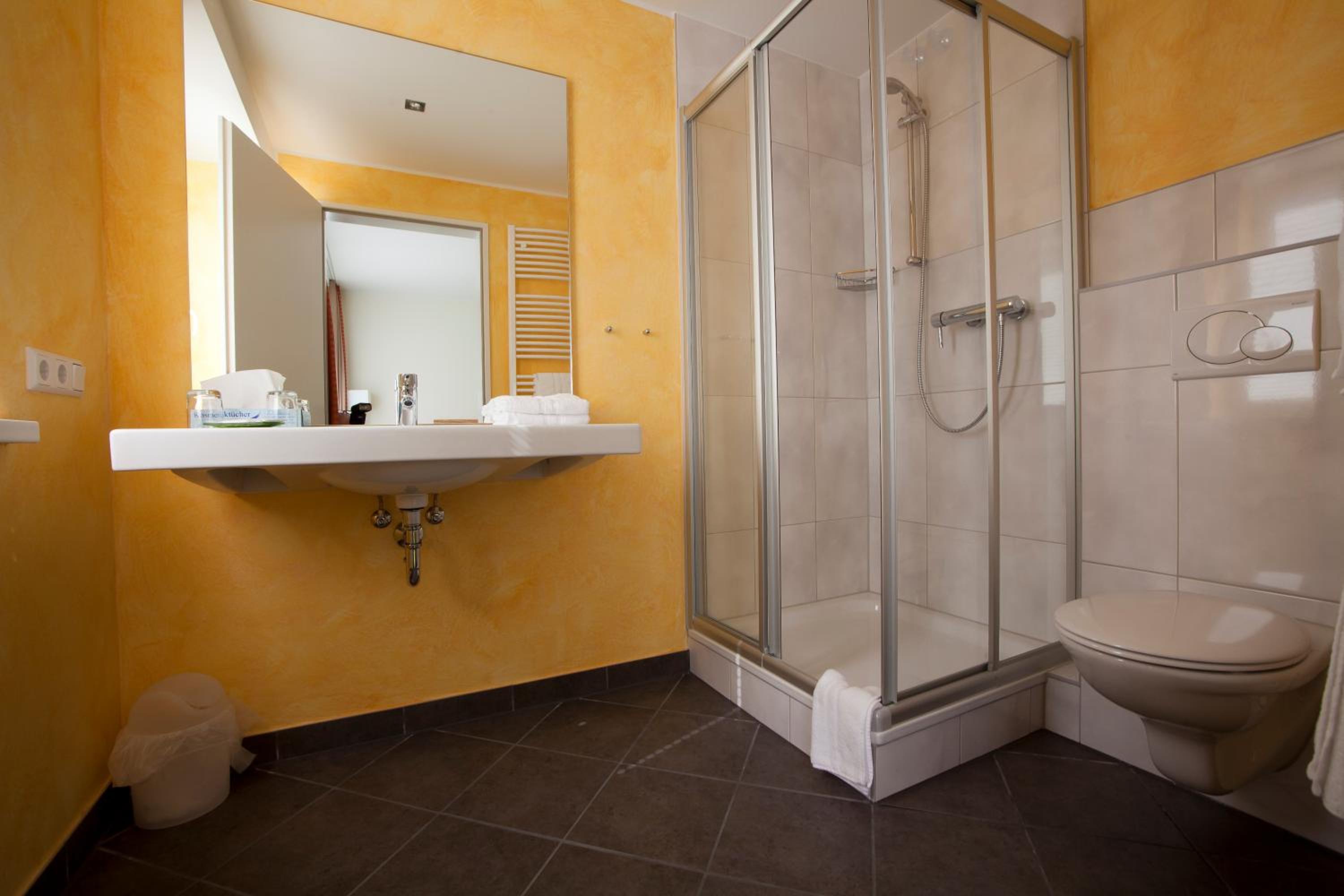 Single Room photo 2
