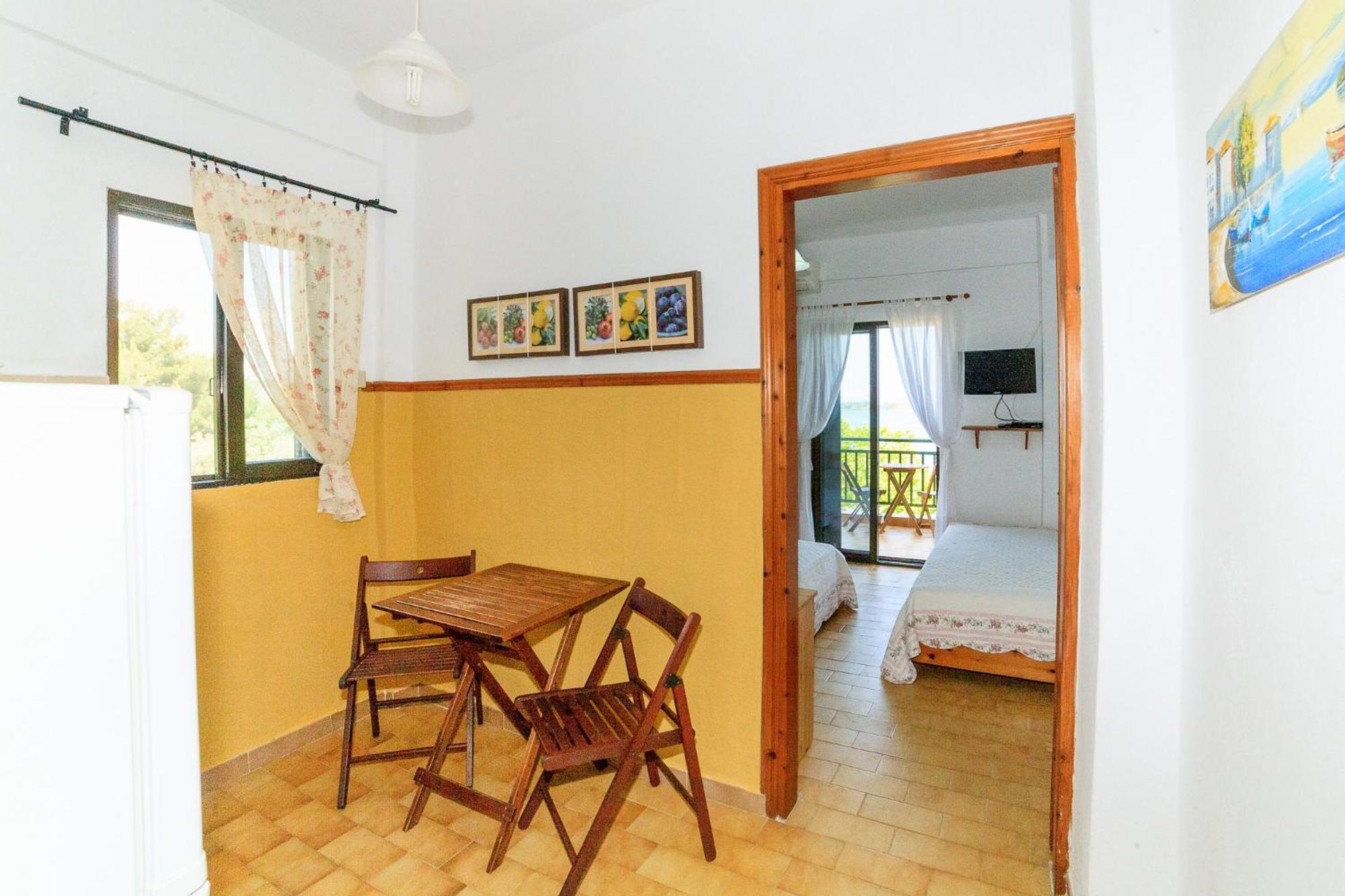 One-Bedroom Apartment photo 3