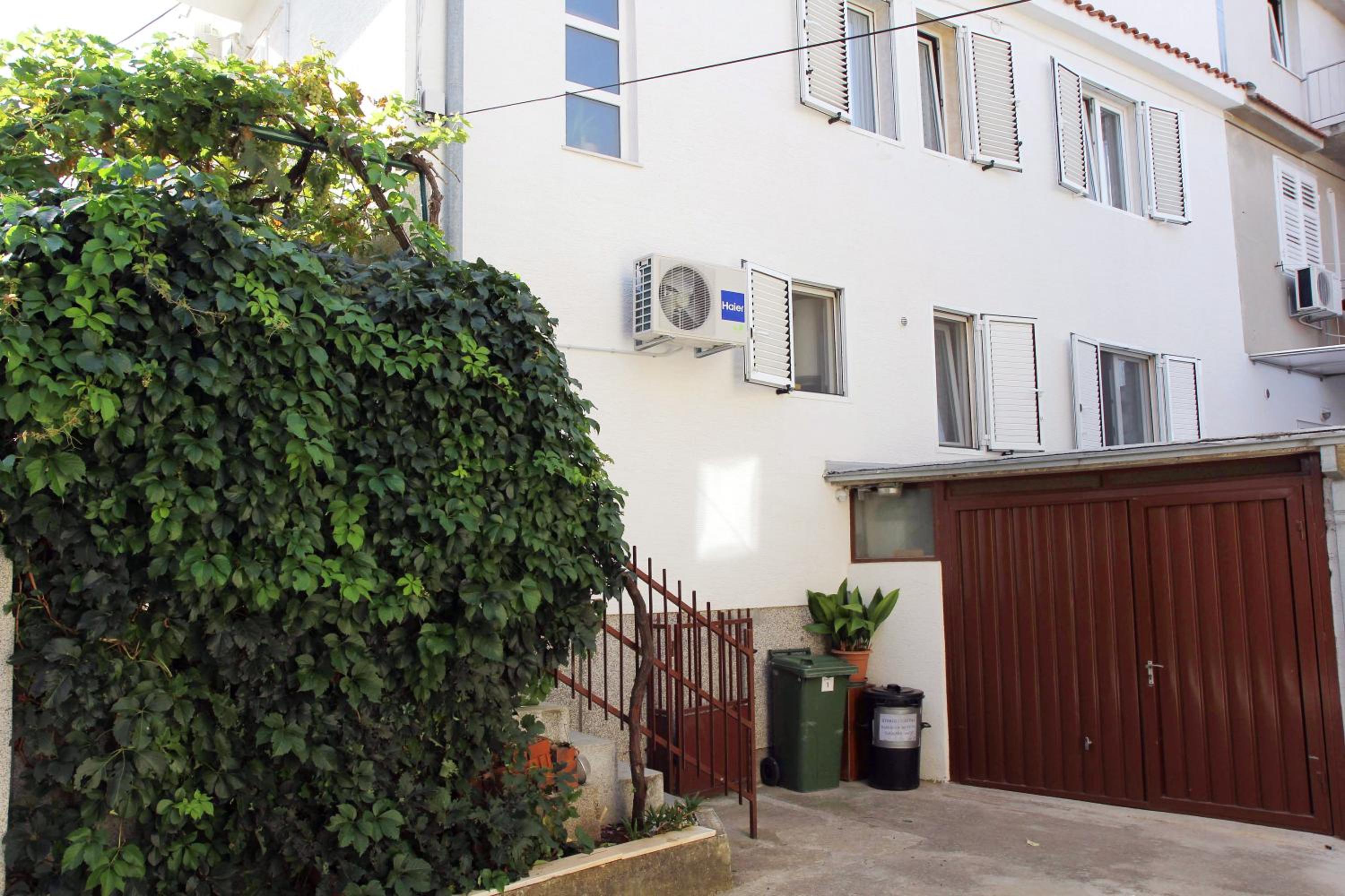 Apartment with Balcony (4 Adults) photo 3