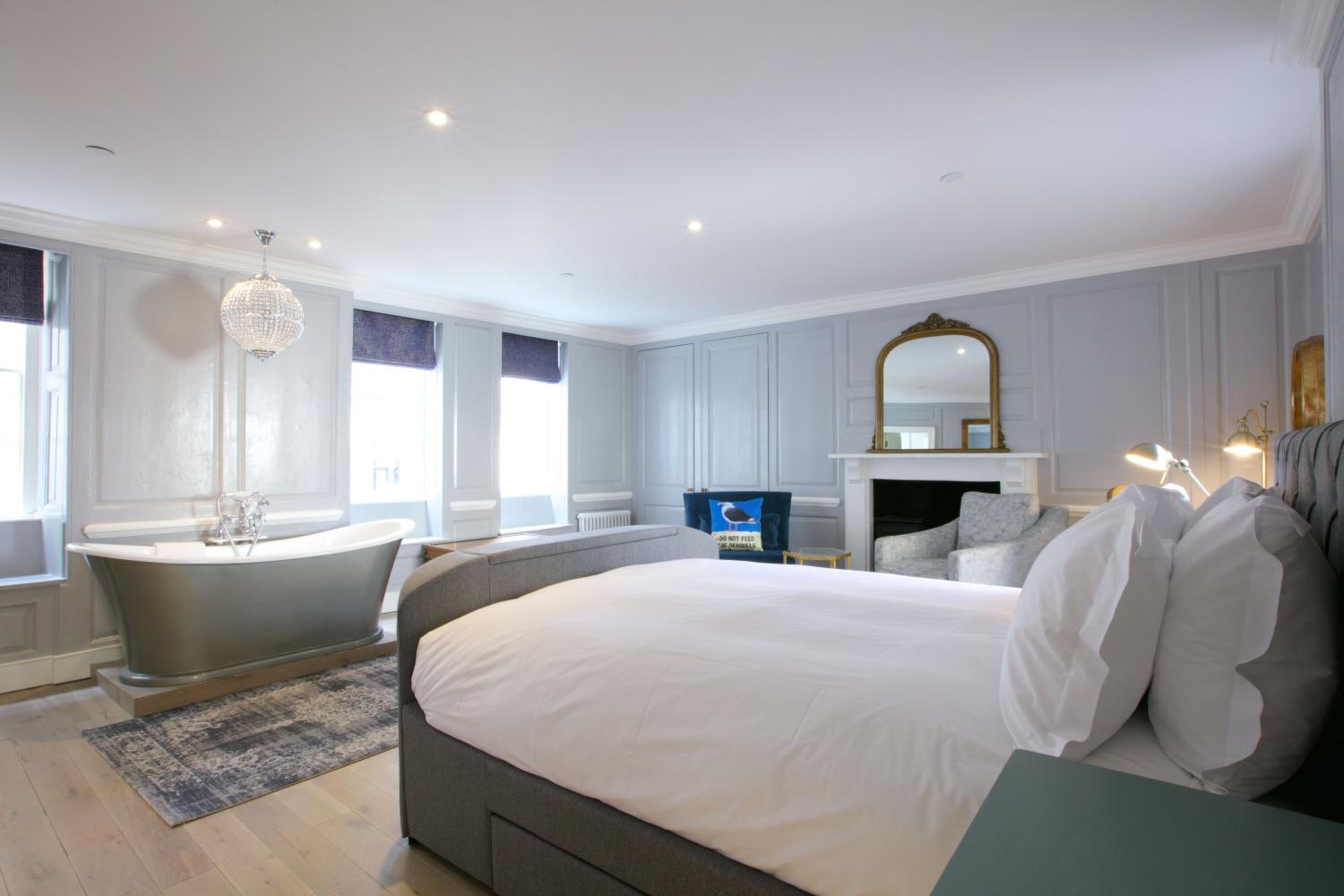 Deluxe Double Room photo 2