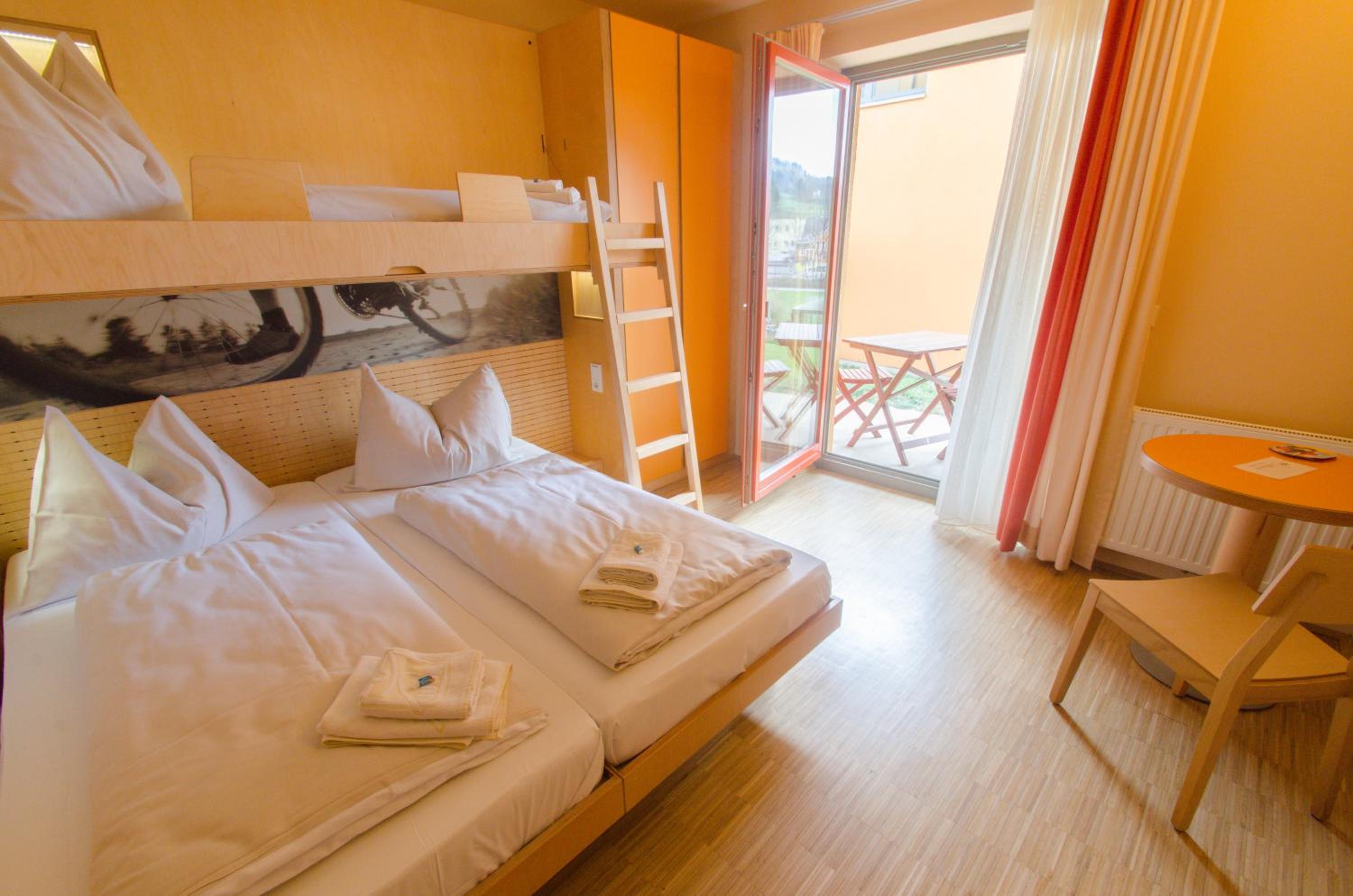 Triple Room with Balcony photo 3