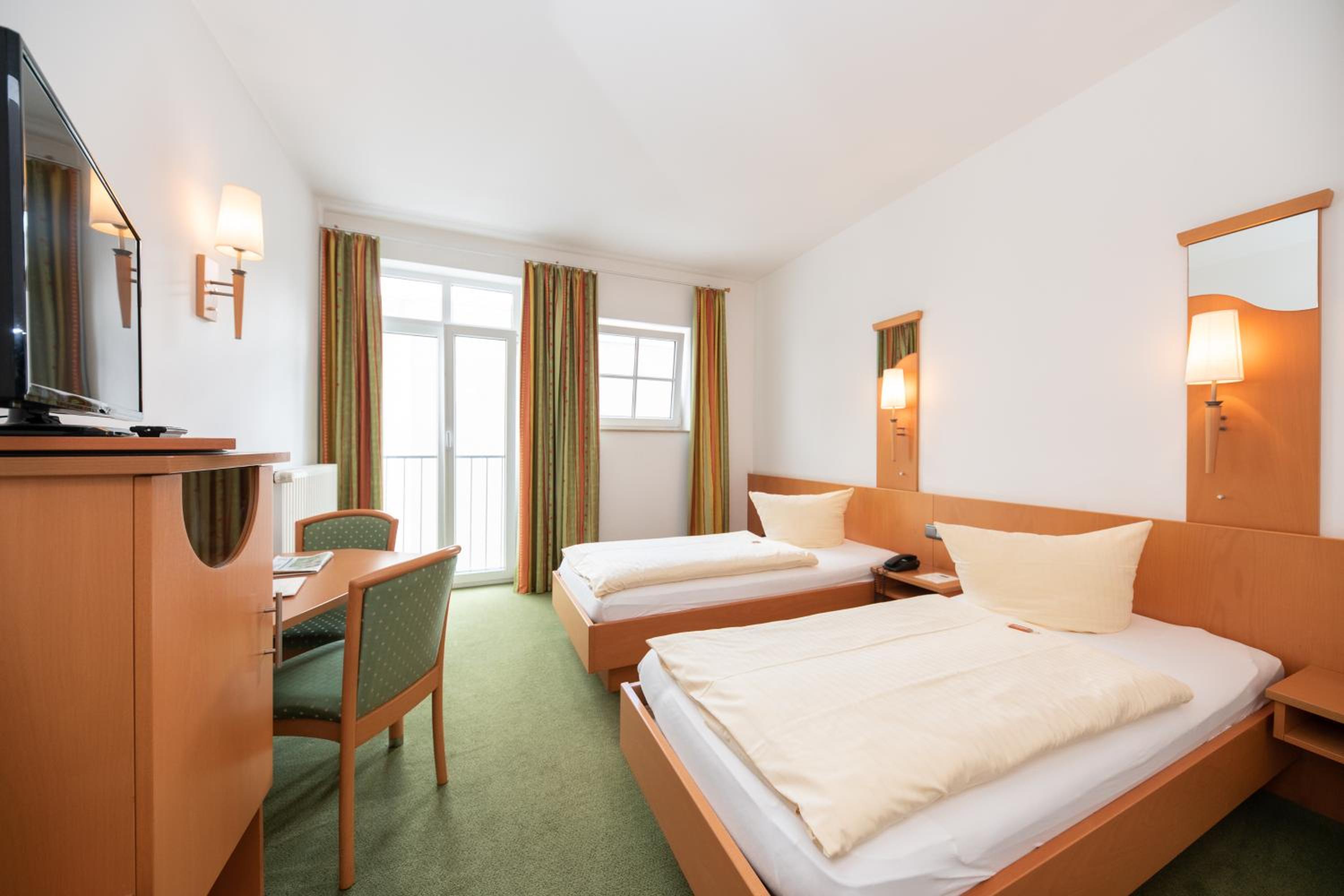 Single Room photo 3