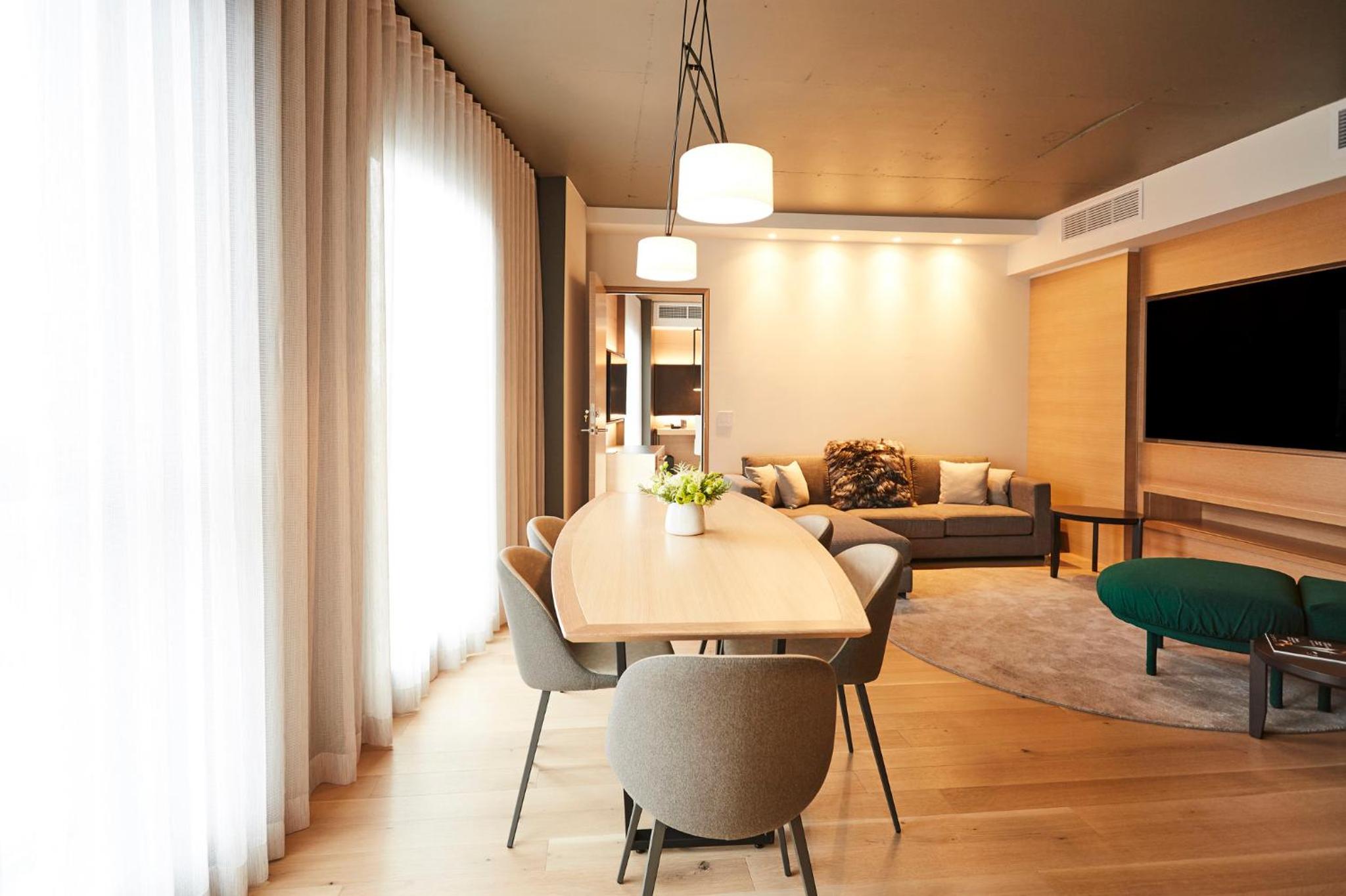The Prestige Suite