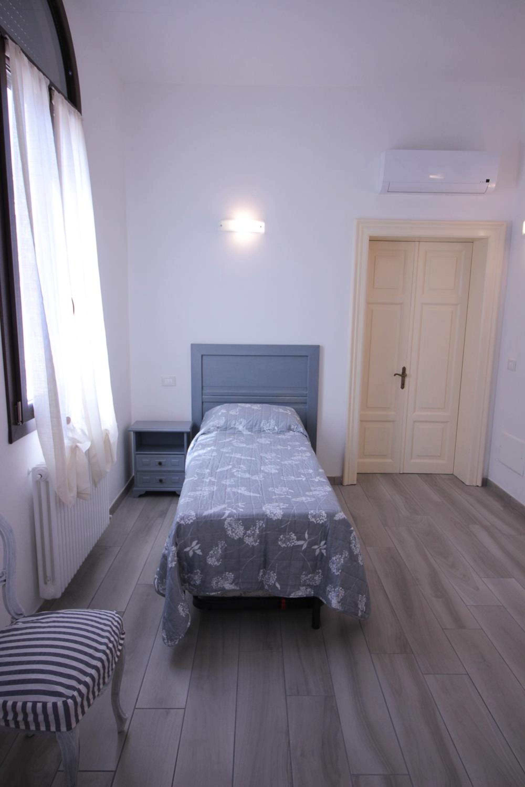 Deluxe Triple Room - Photo 6