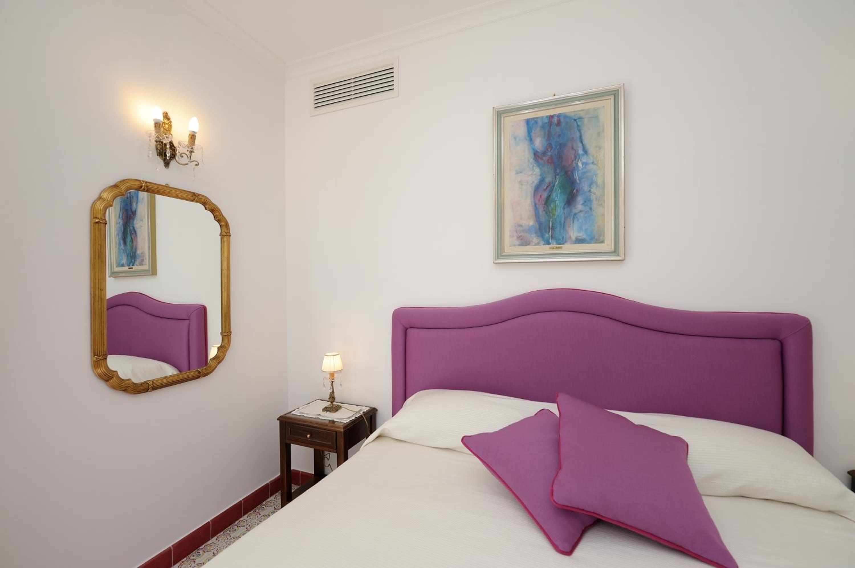 Junior Suite with Balcony - Photo 59