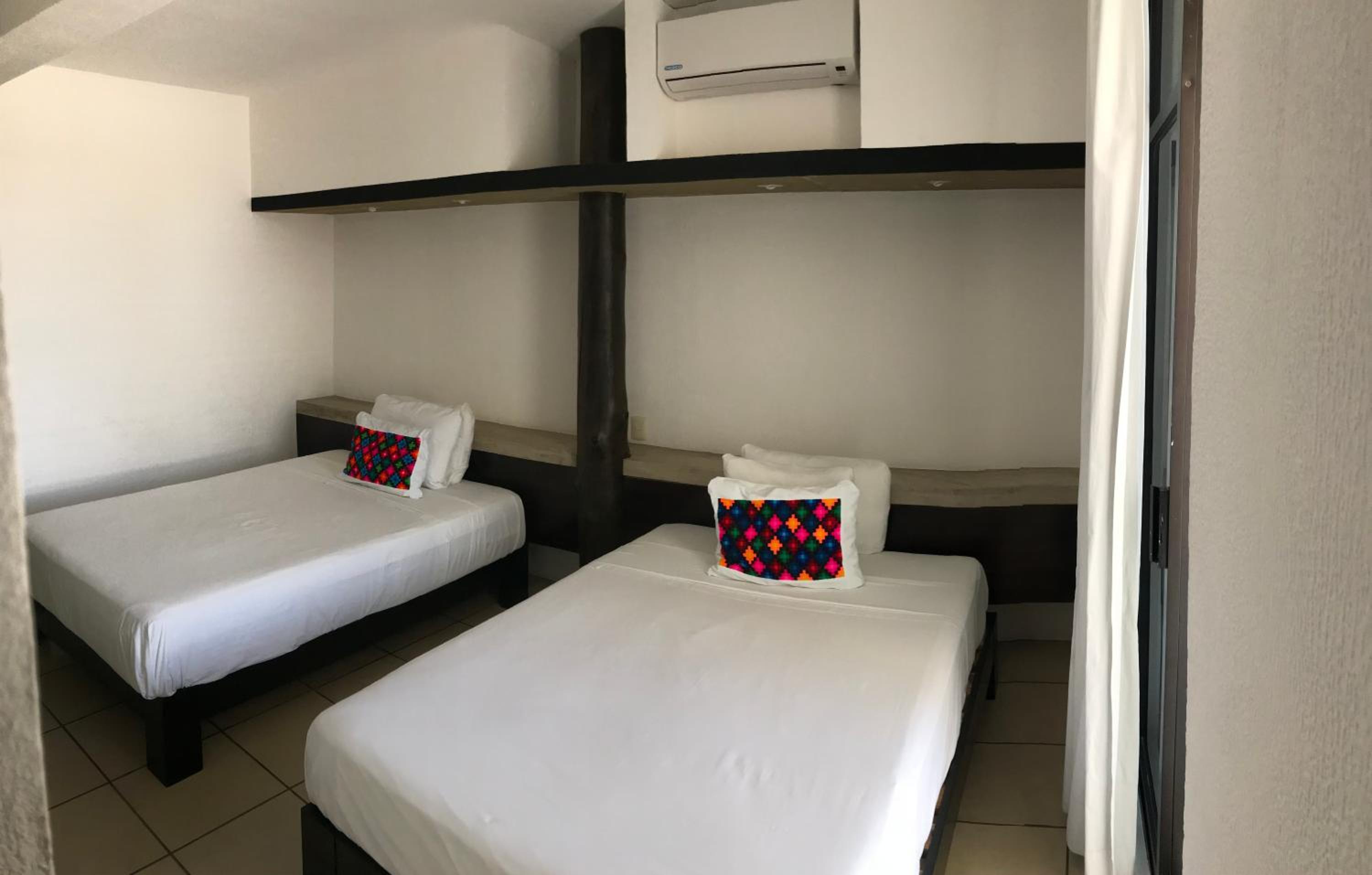 Triple Room with Private Bathroom