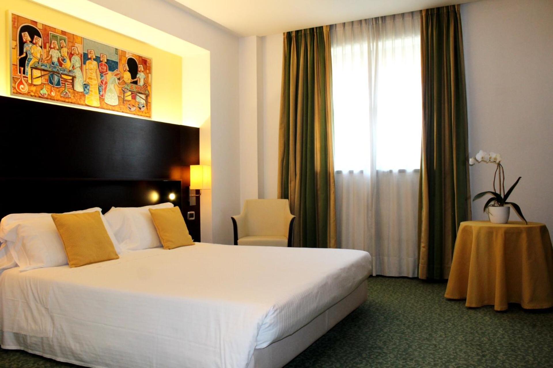Double Room - Photo 6