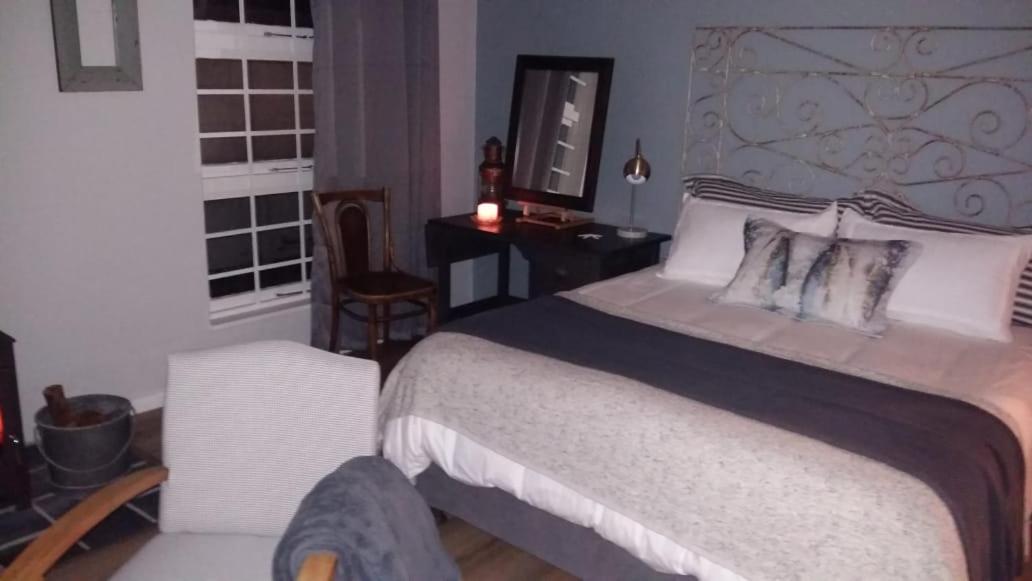 Deluxe Double Room with Sea View - Photo 18