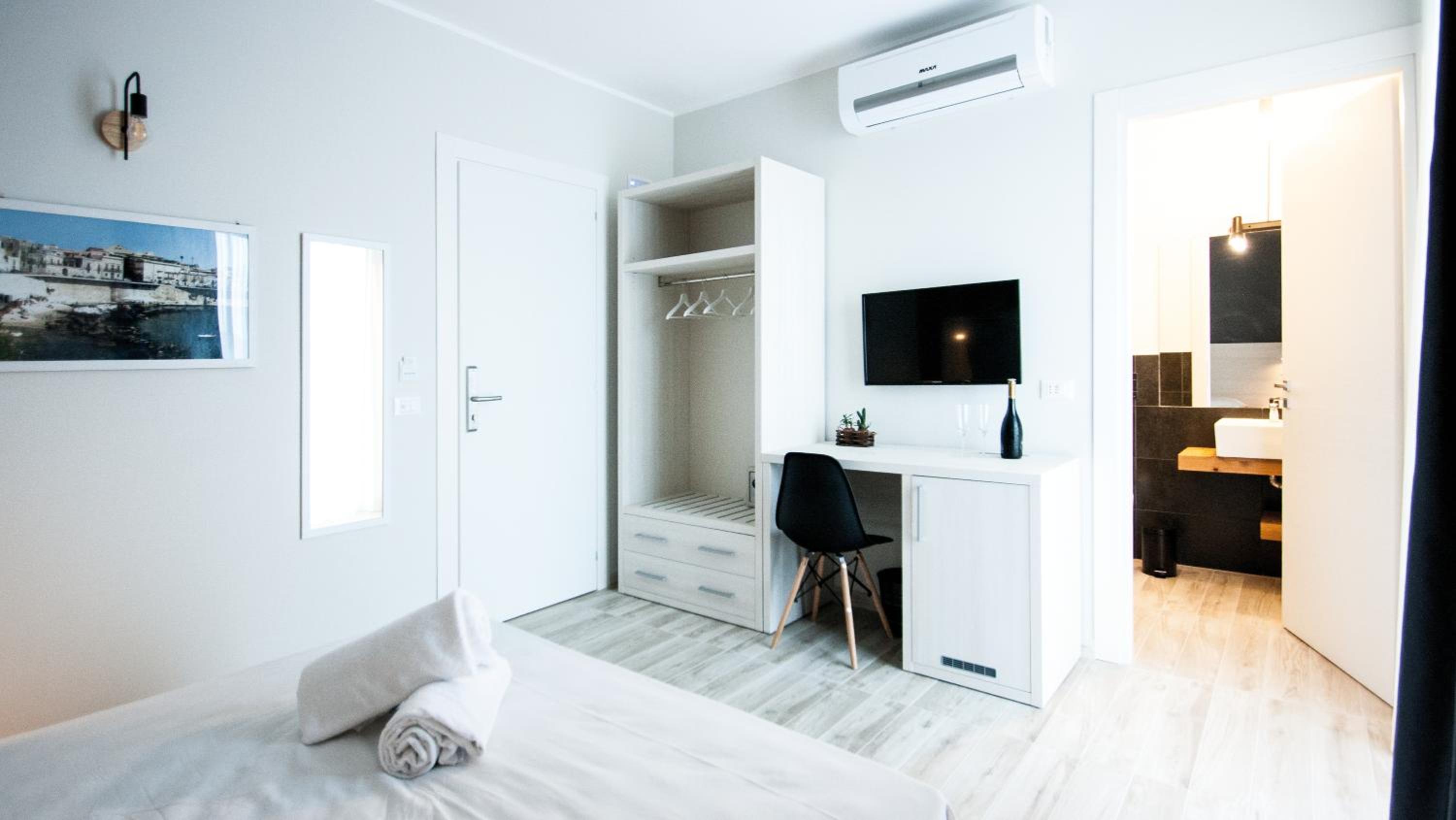 Double Room with Pool View